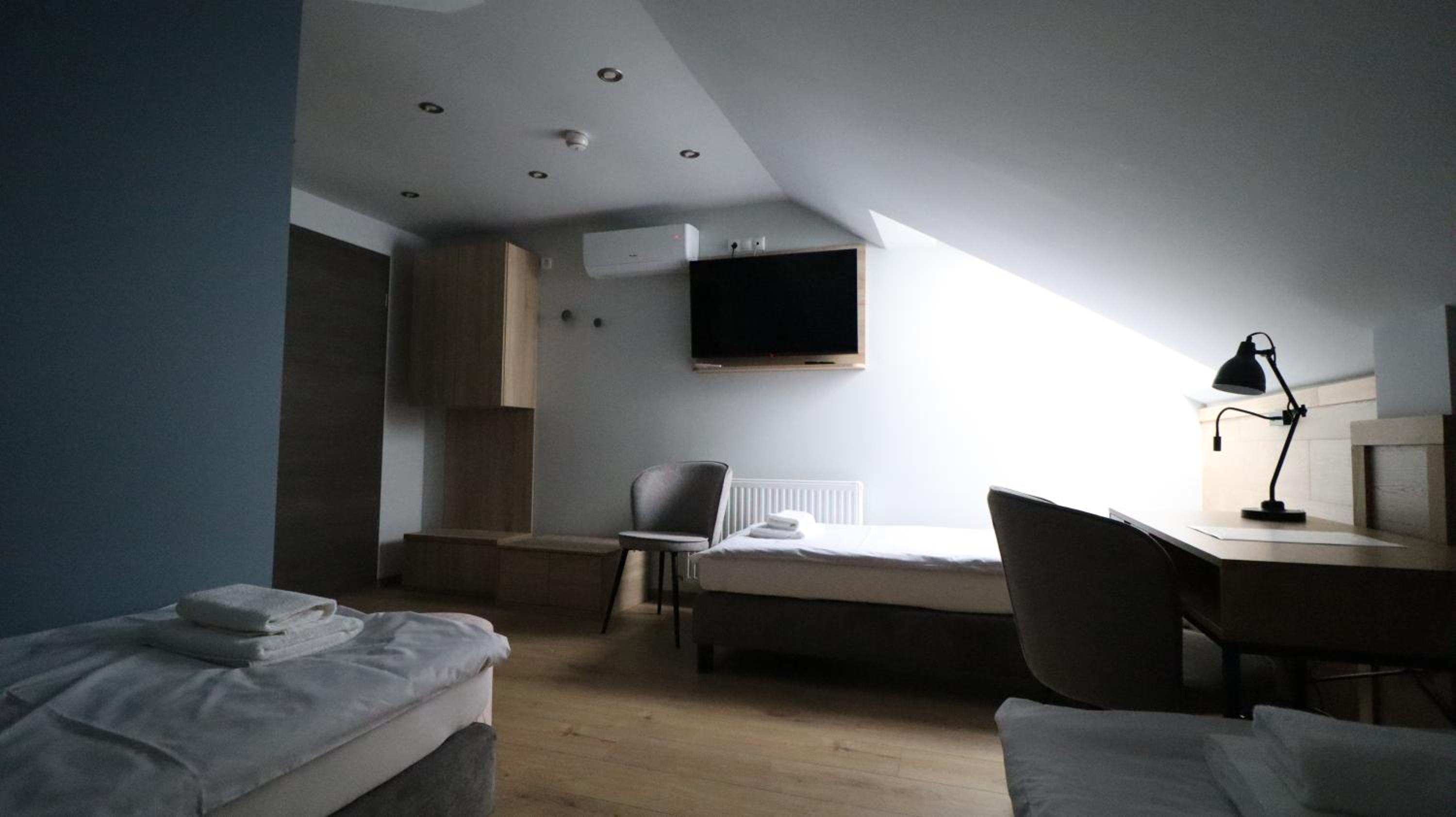 Triple Room with Private Bathroom photo 1