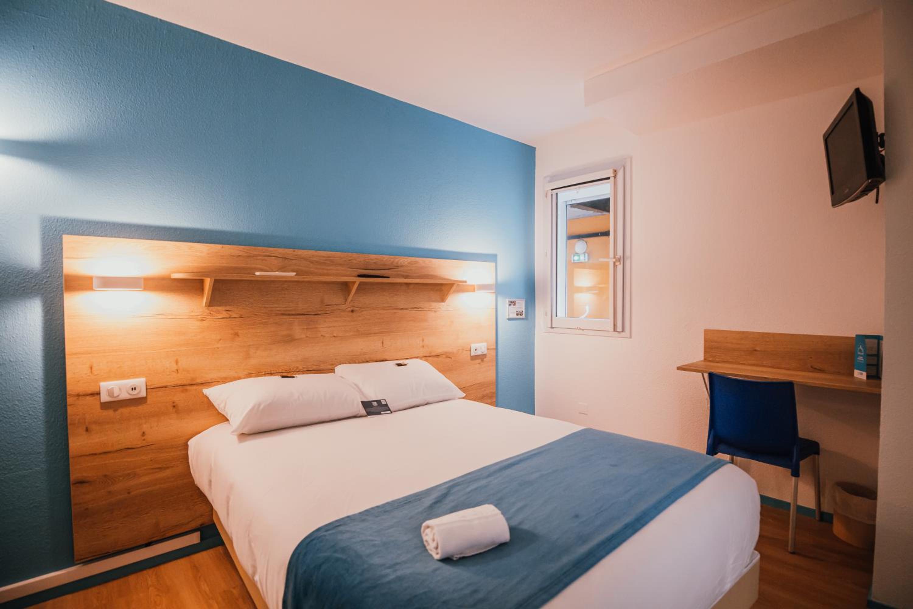 Double Room - Photo 2
