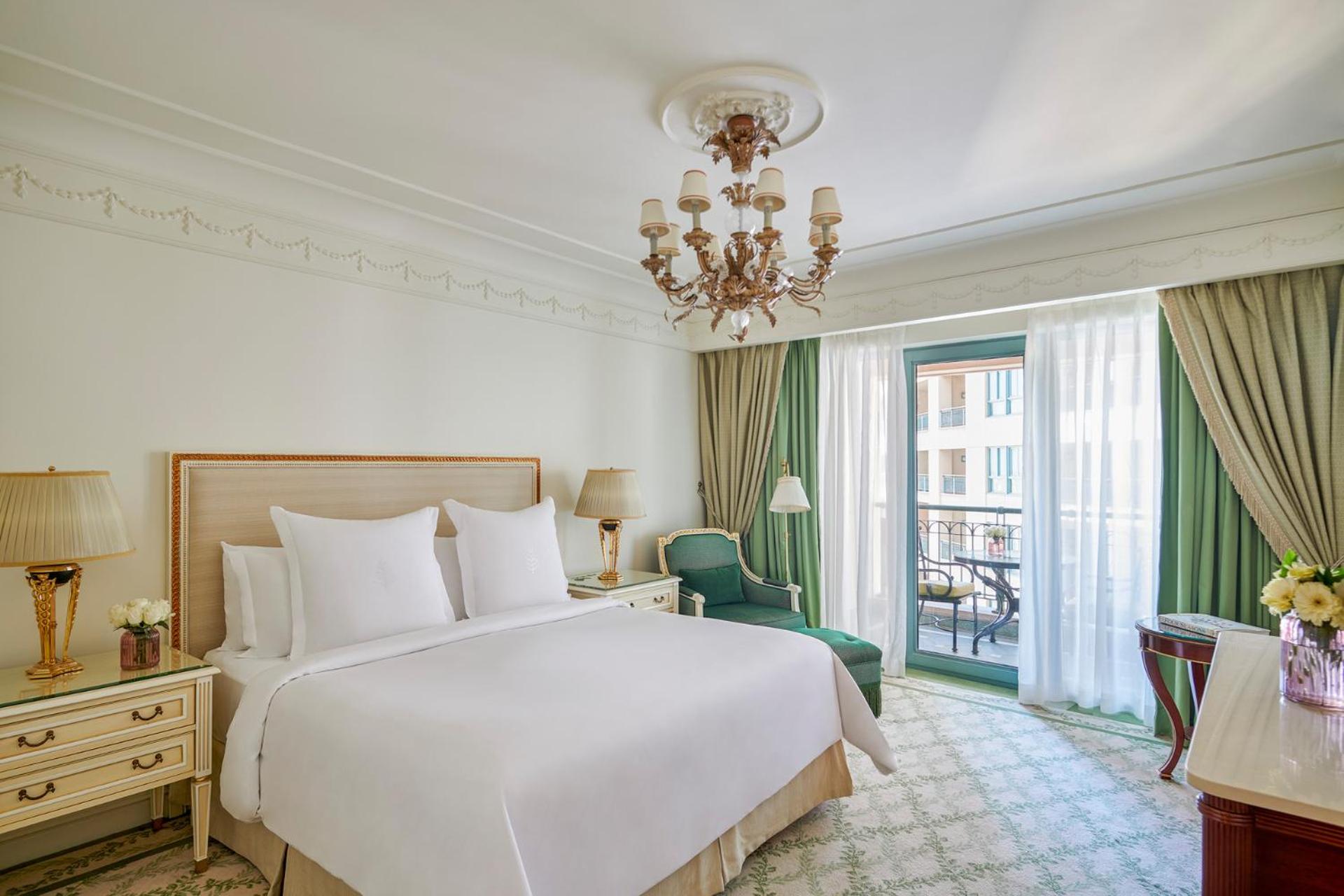  Executive Suite King - Photo 4