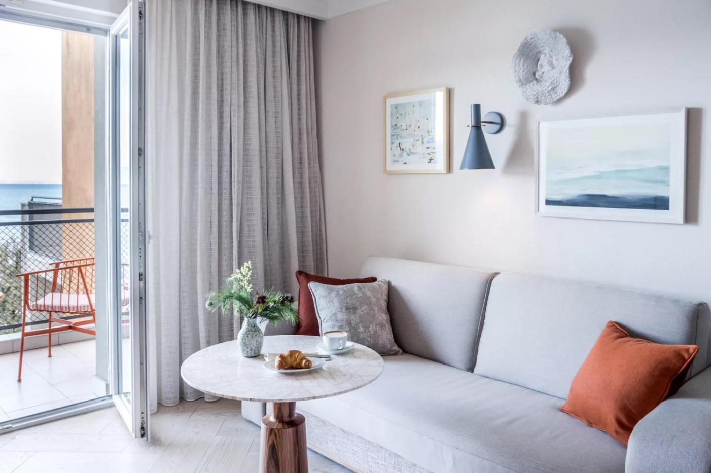 Superior Double or Twin Room with Sofa Bed and Sea View - Photo 3