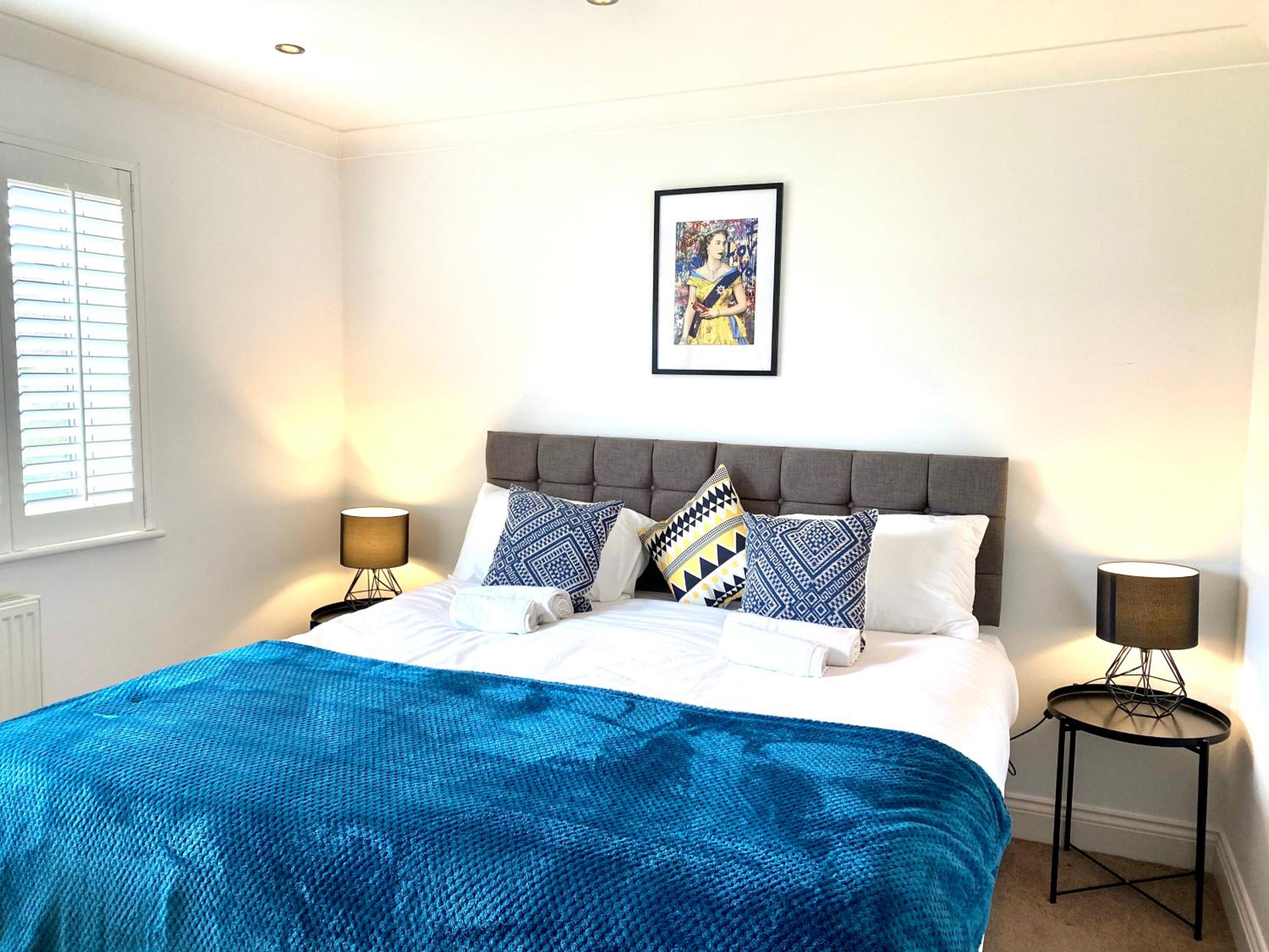 Four-Bedroom House photo 2