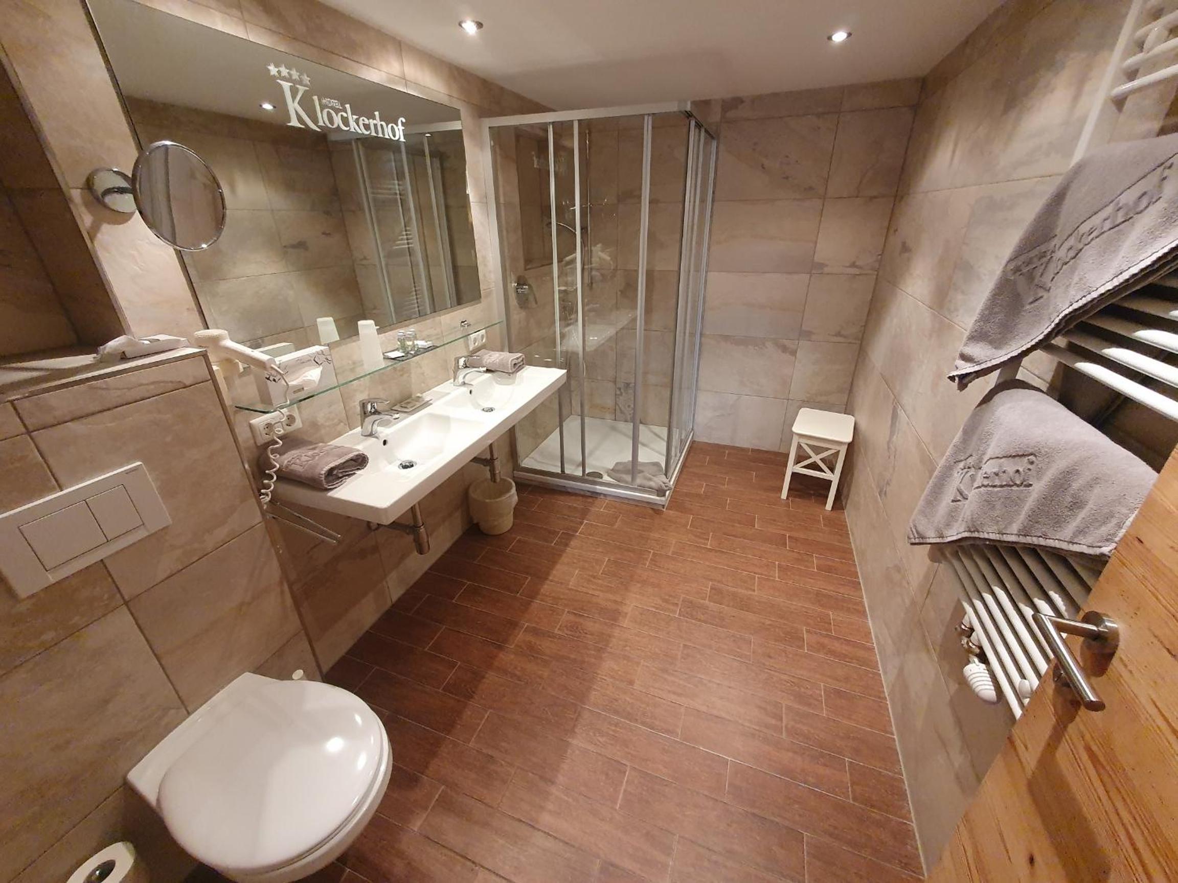Superior Double Room with Balcony - Photo 3