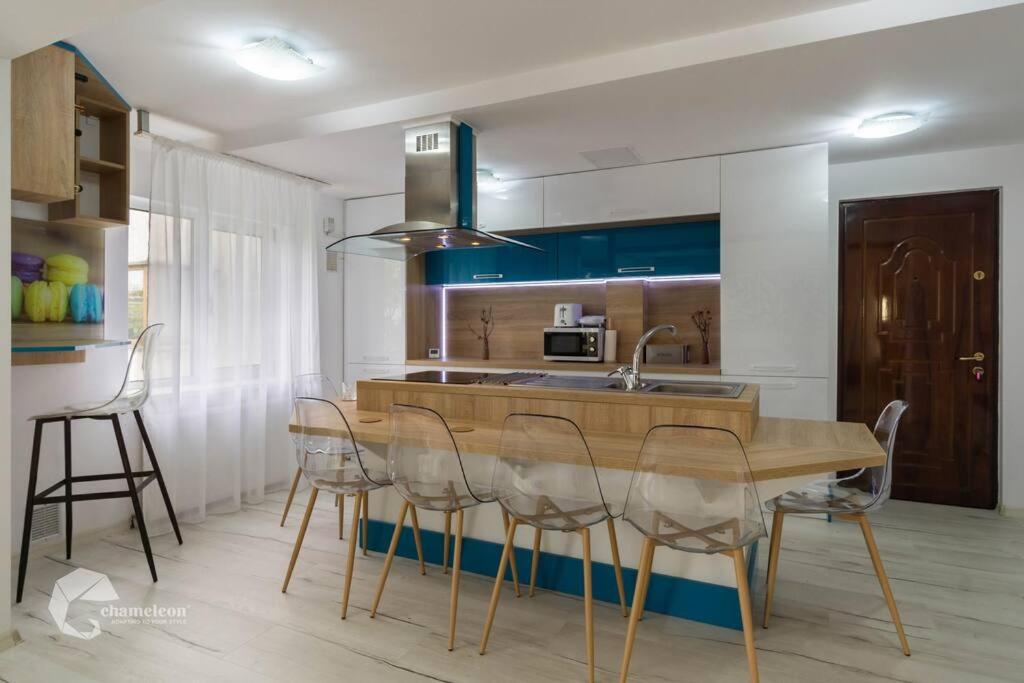 Two-Bedroom Apartment - Photo 17