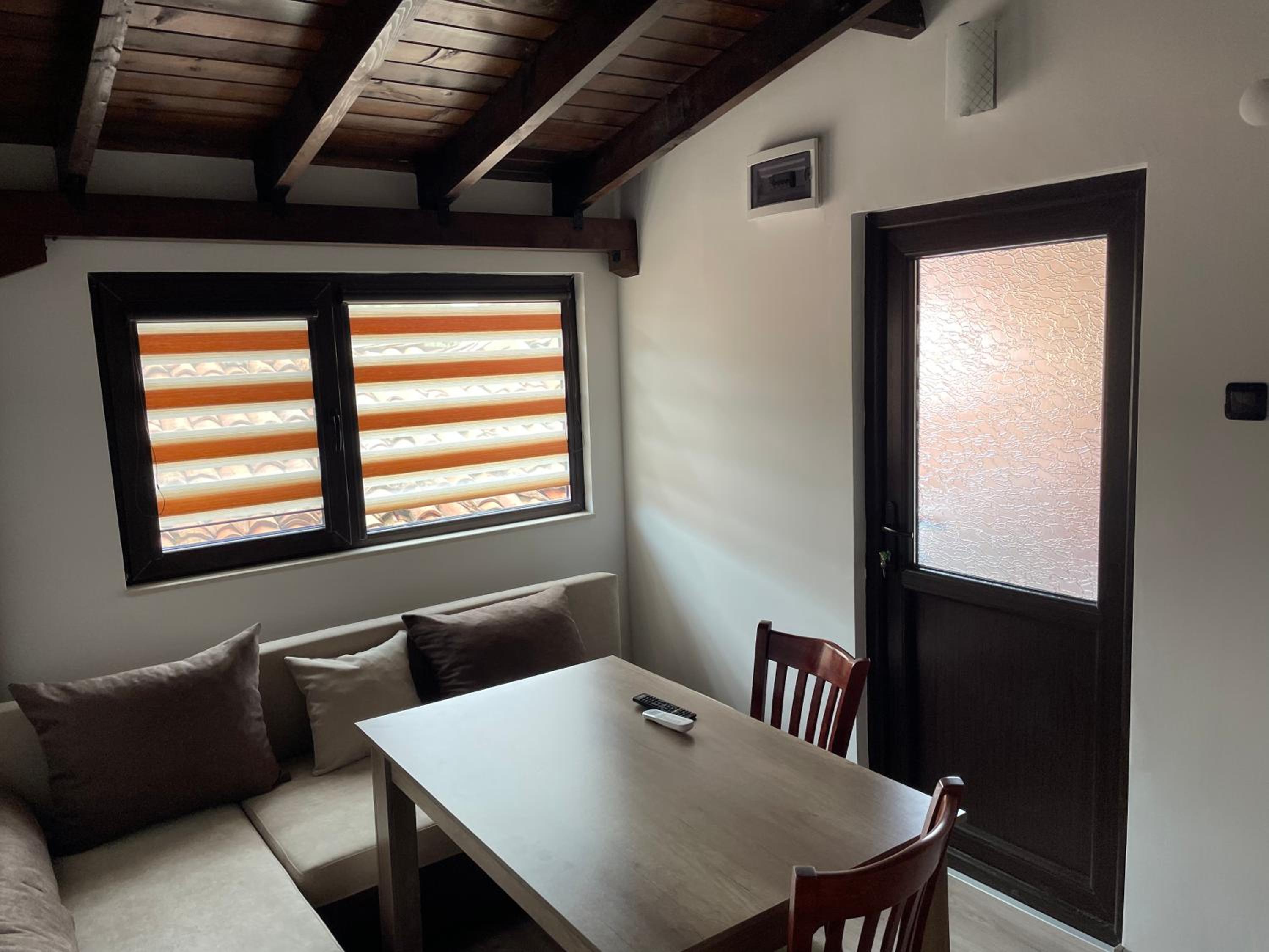 One-Bedroom Apartment - Photo 10