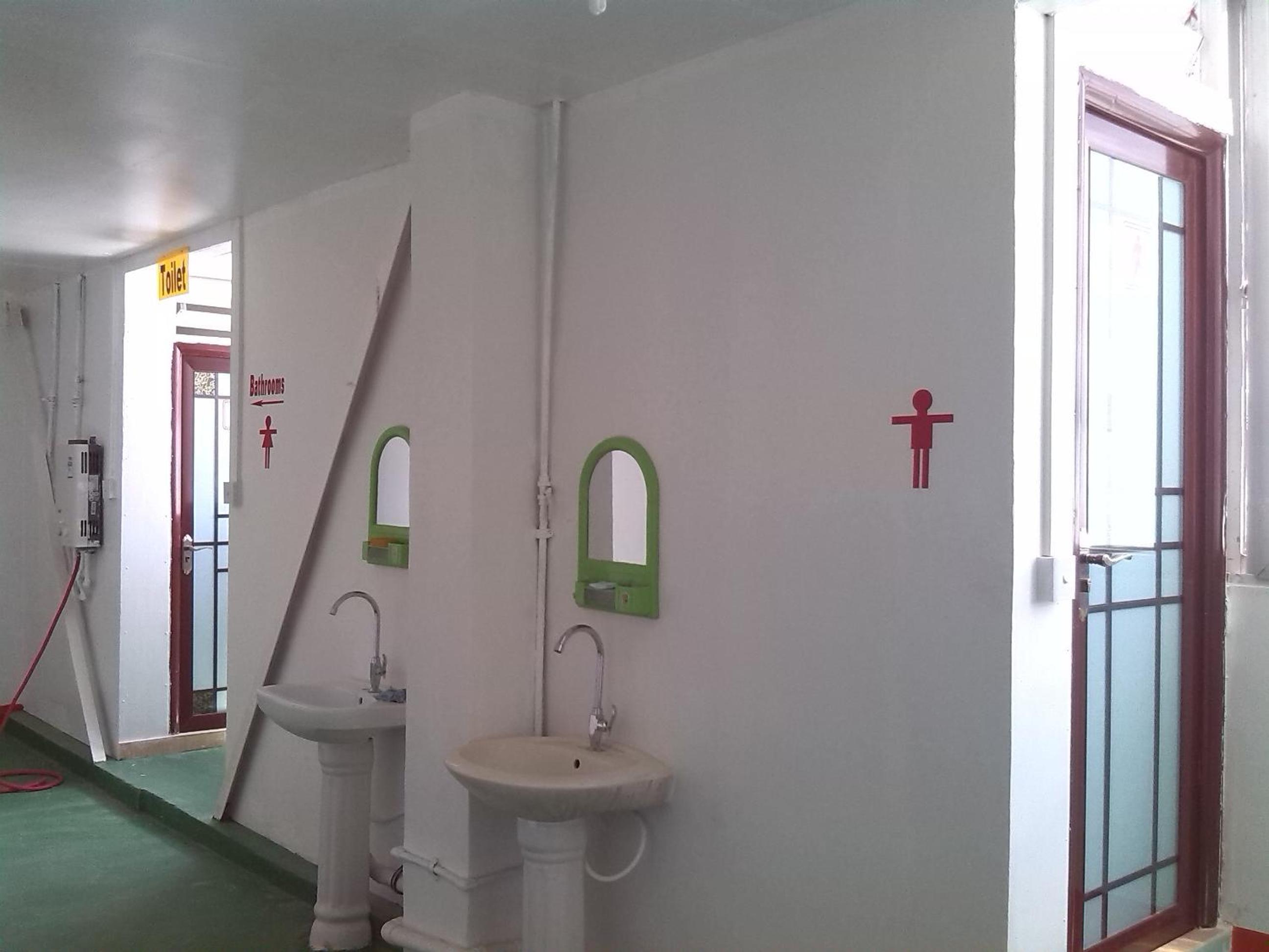 Double Or Twin Room With Shared Bathroom photo 3