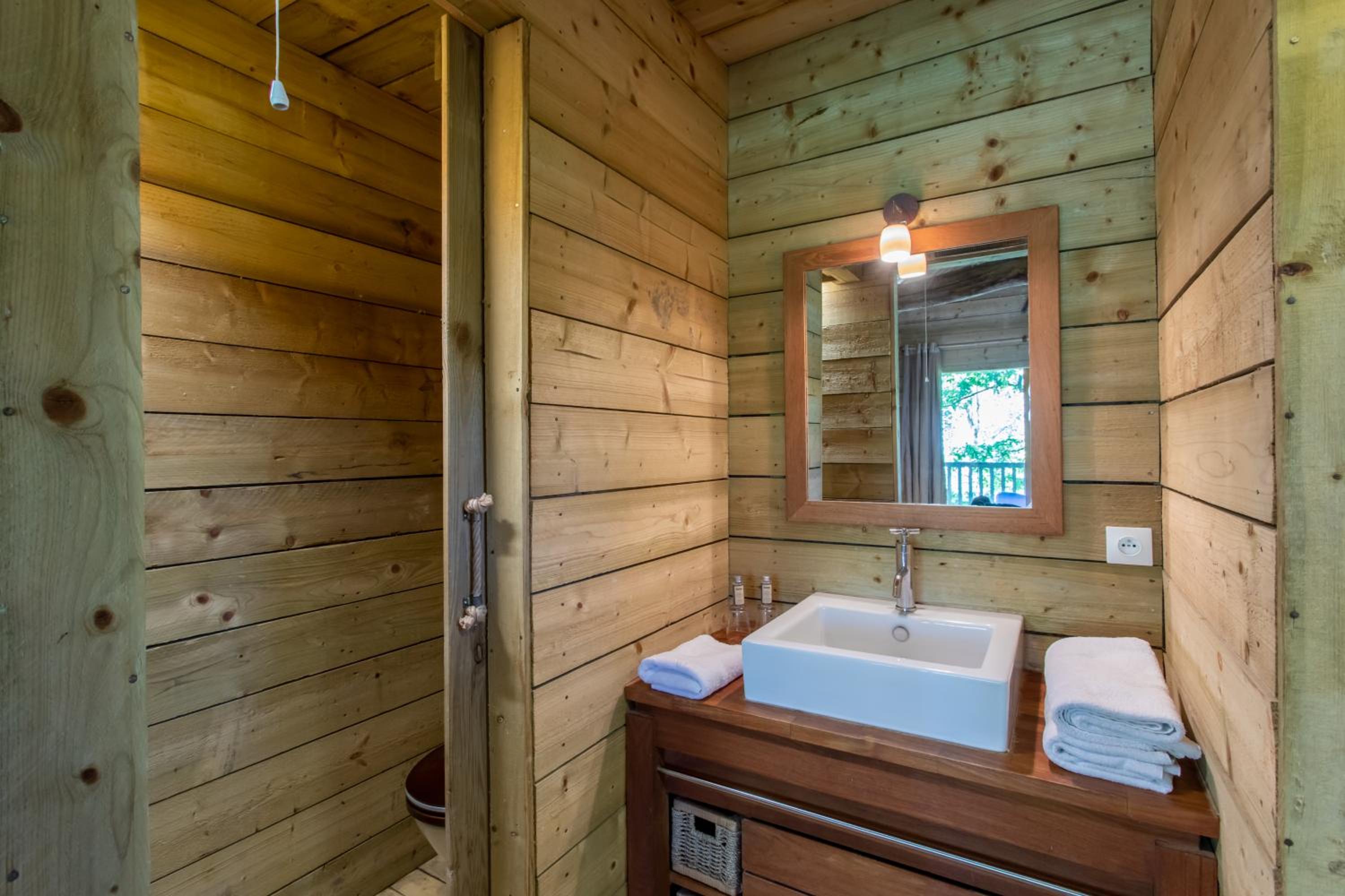 One-Bedroom Chalet - Photo 19