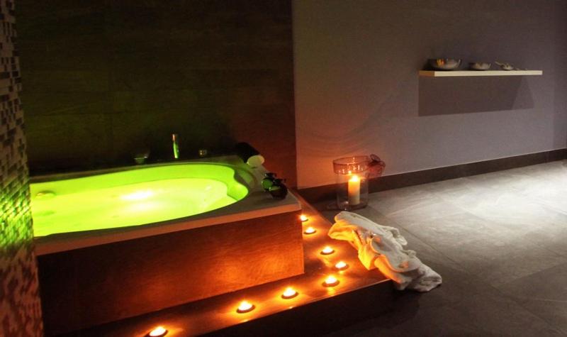Double or Twin Room with Spa Access
