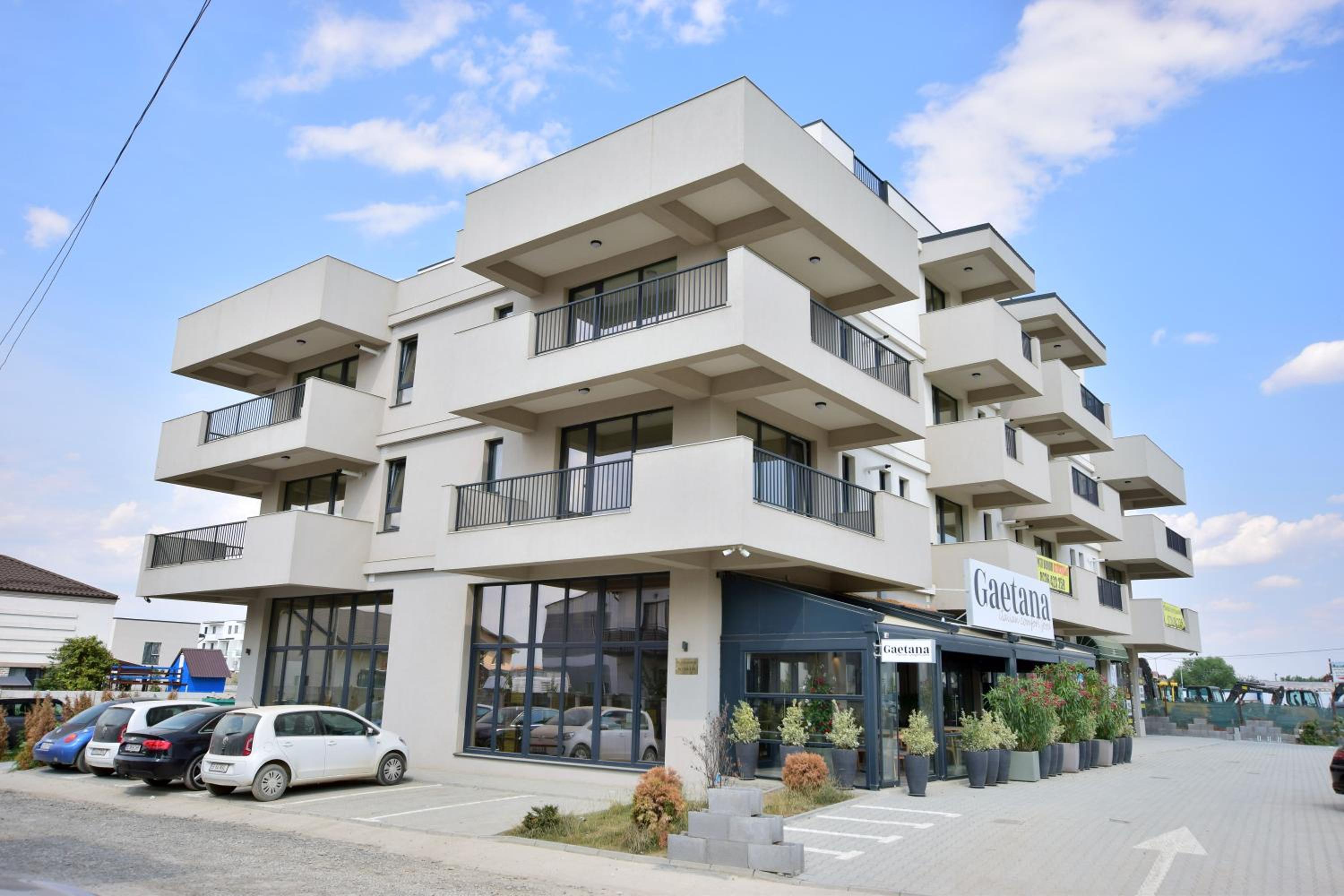 Apartment with Terrace photo 2