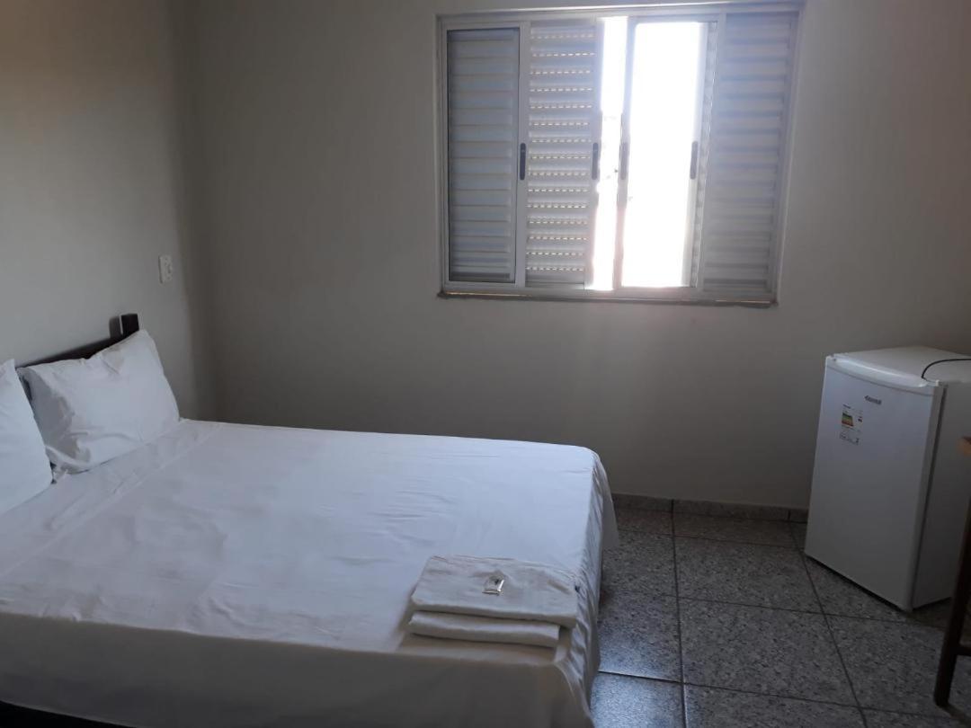 Single Room with Bathroom photo 1