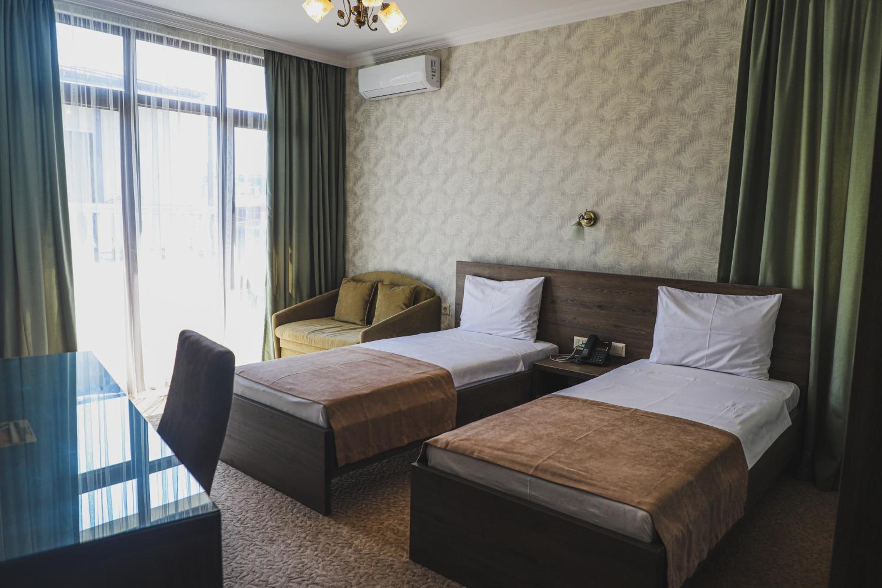 Superior Twin Room photo 1
