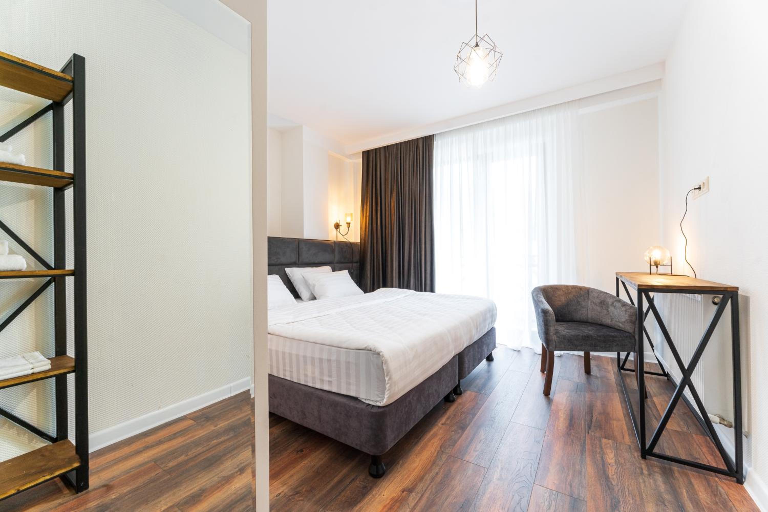 Standard Double or Twin Room photo 2