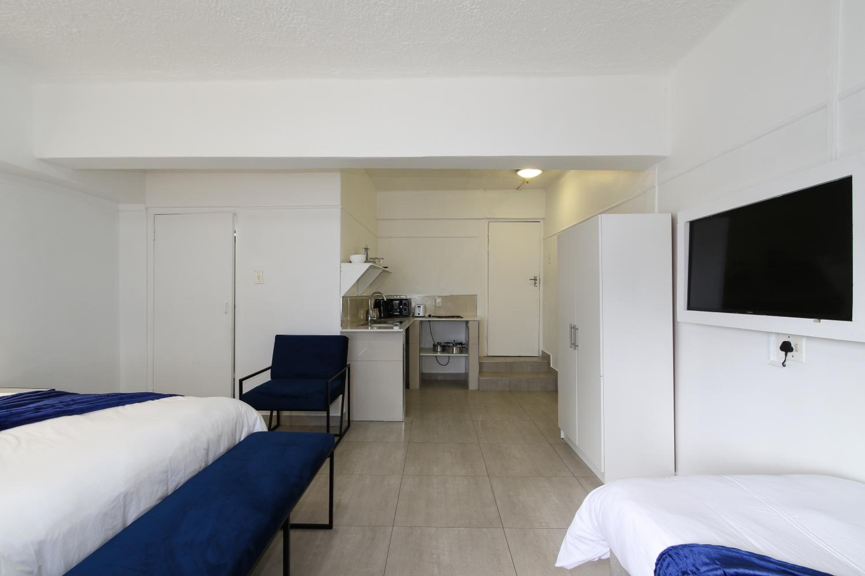 Apartment - Photo 1