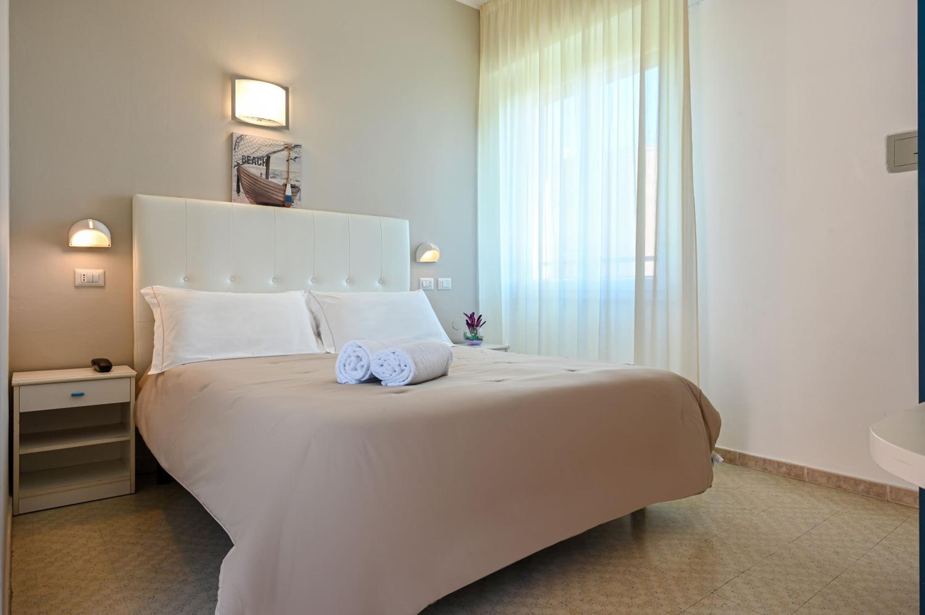 Superior Double or Twin Room with Sea View photo 1