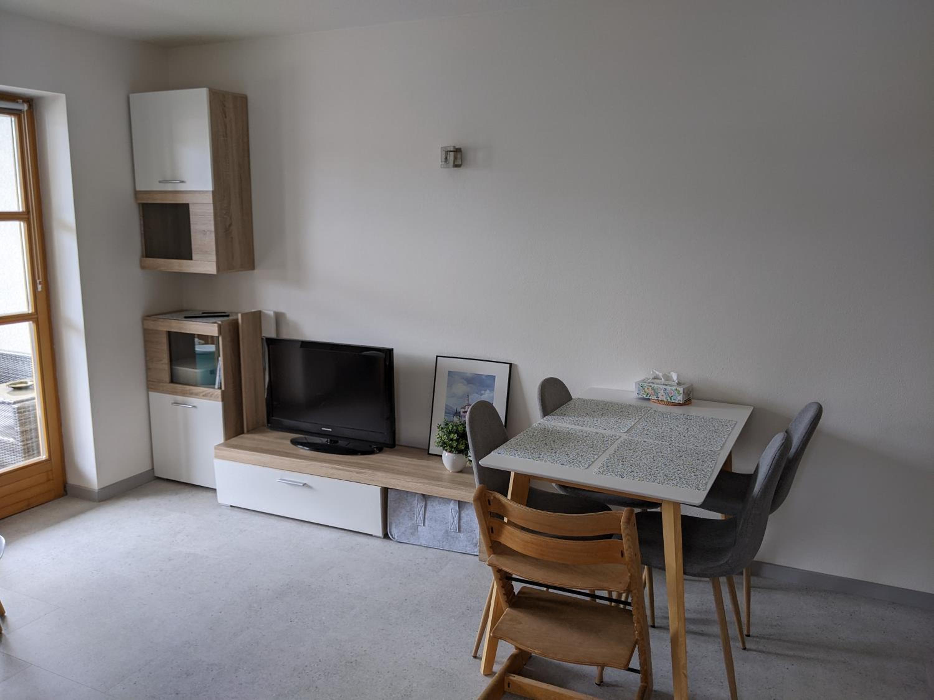 One-Bedroom Apartment photo 3