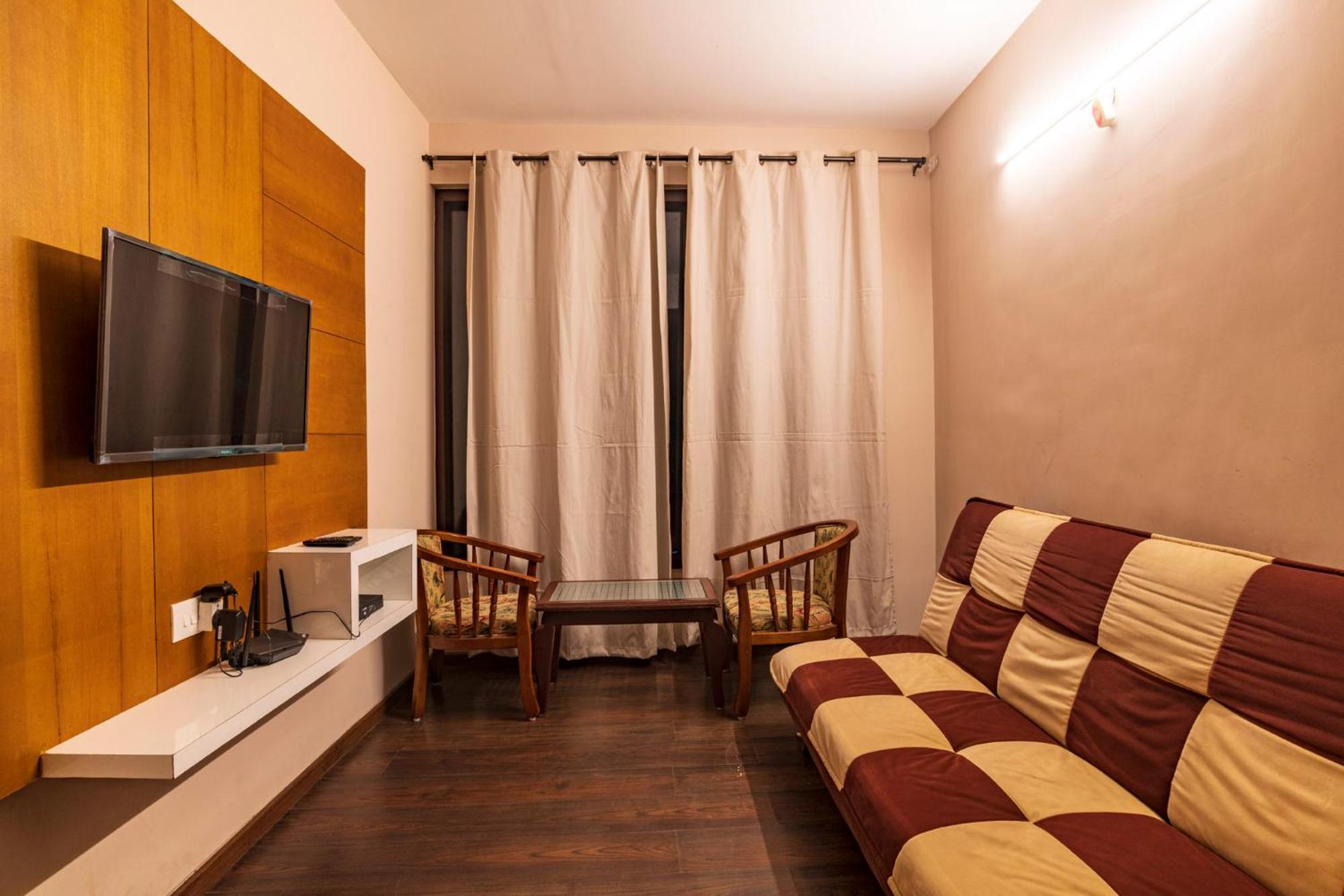 Suite with Mountain View - Photo 37
