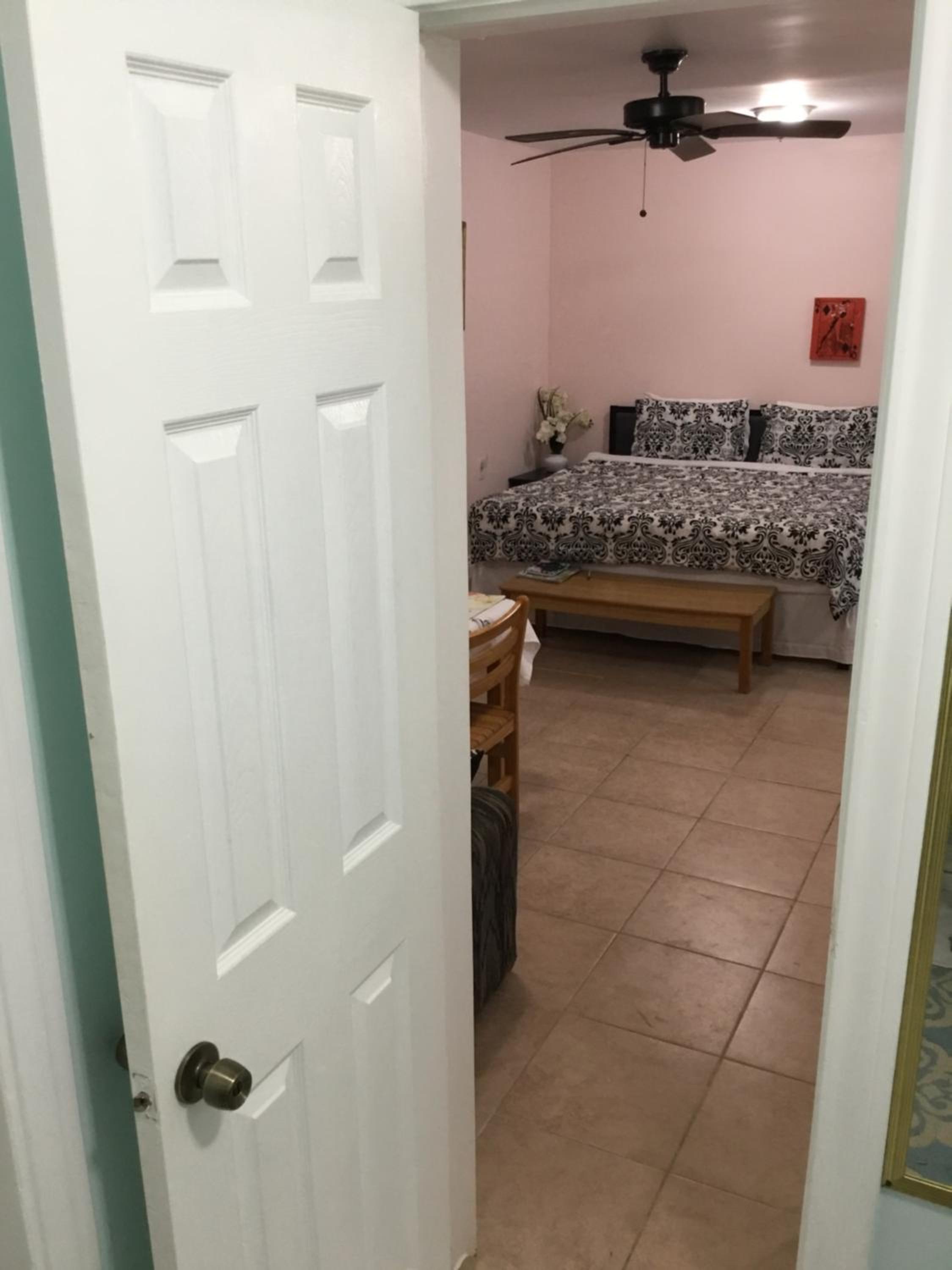 One-Bedroom Villa - Photo 14