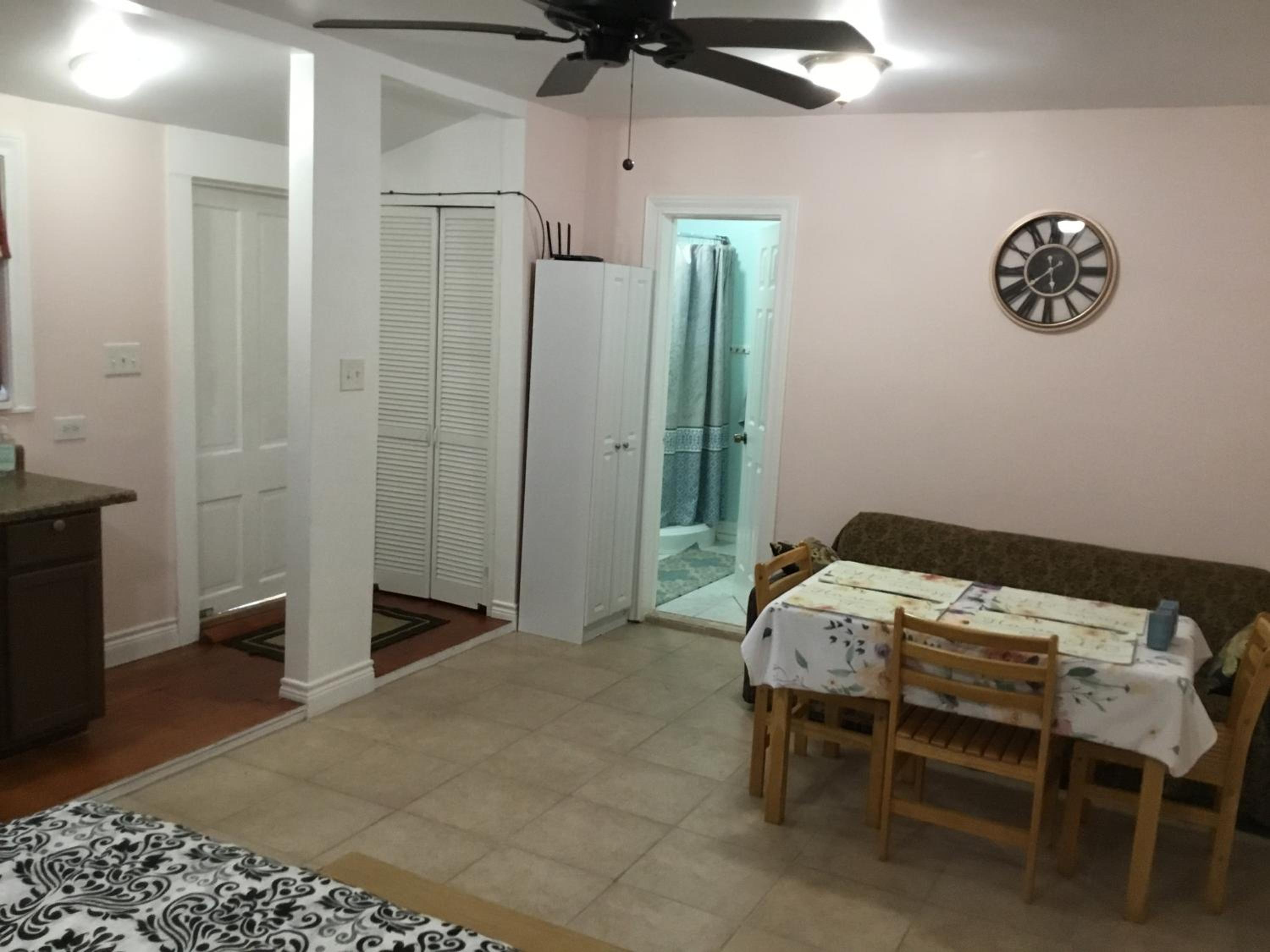 One-Bedroom Villa - Photo 2