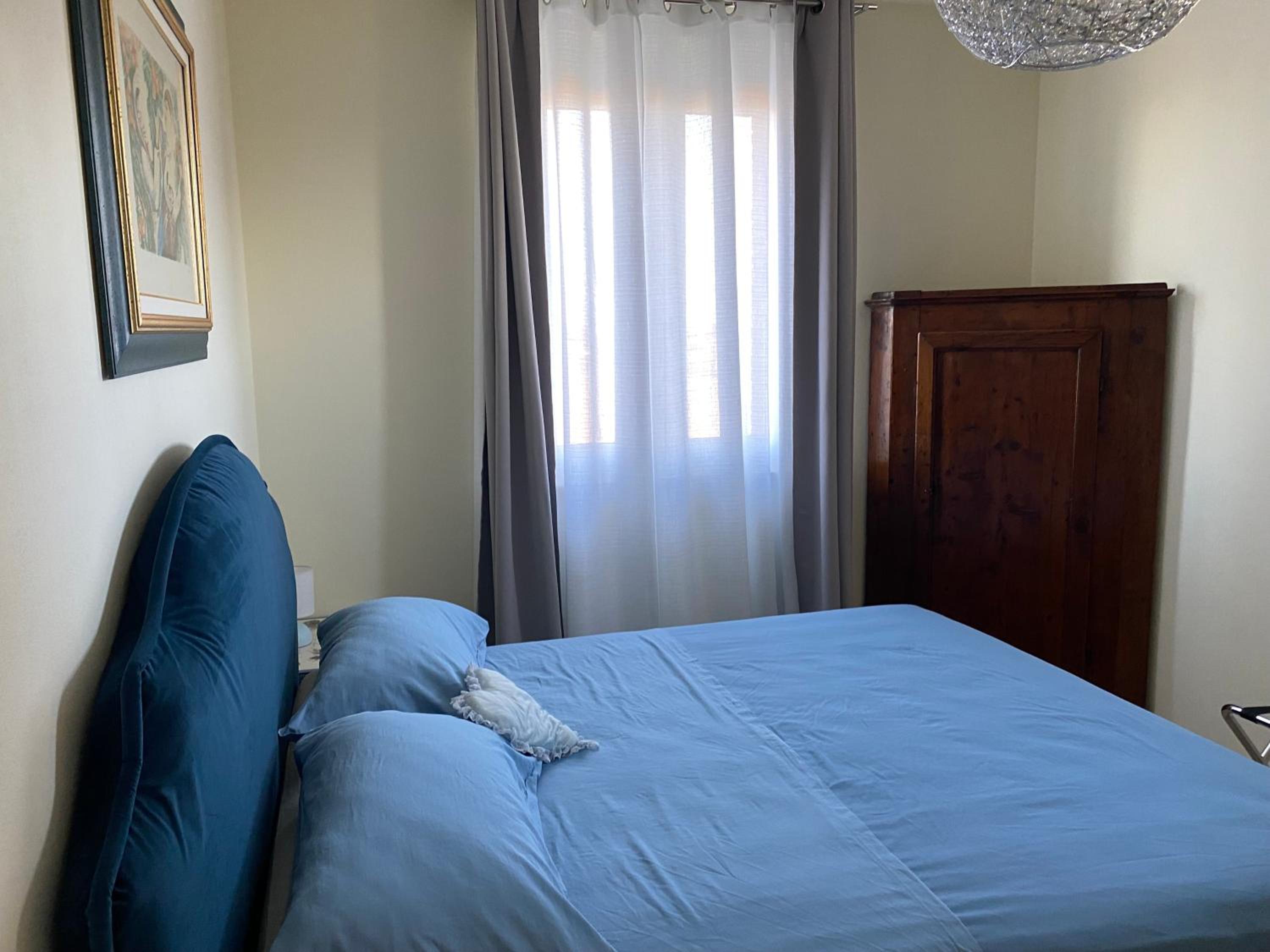 Deluxe Double Room (2 Adults + 1 Child)