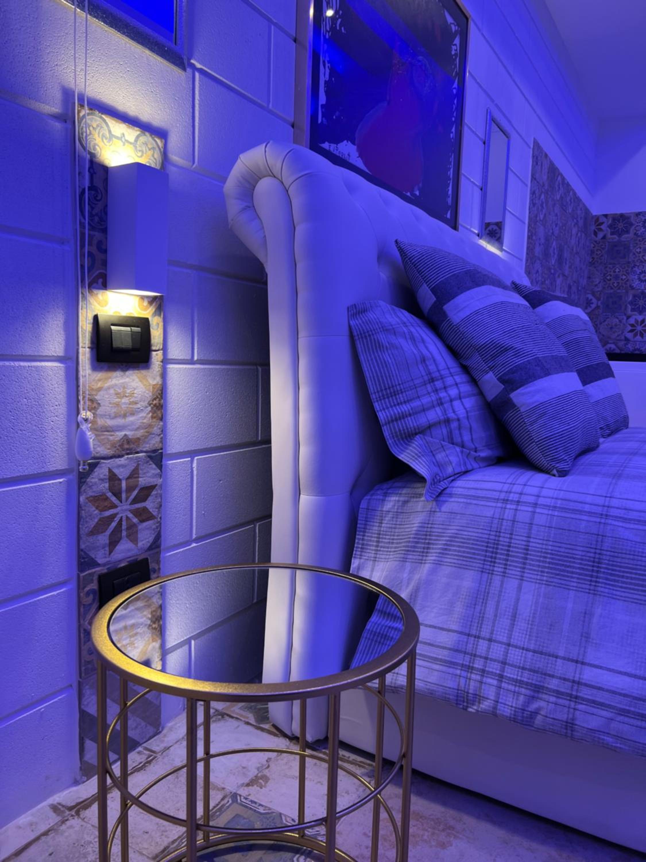 Deluxe Suite with Spa Bath - Photo 3