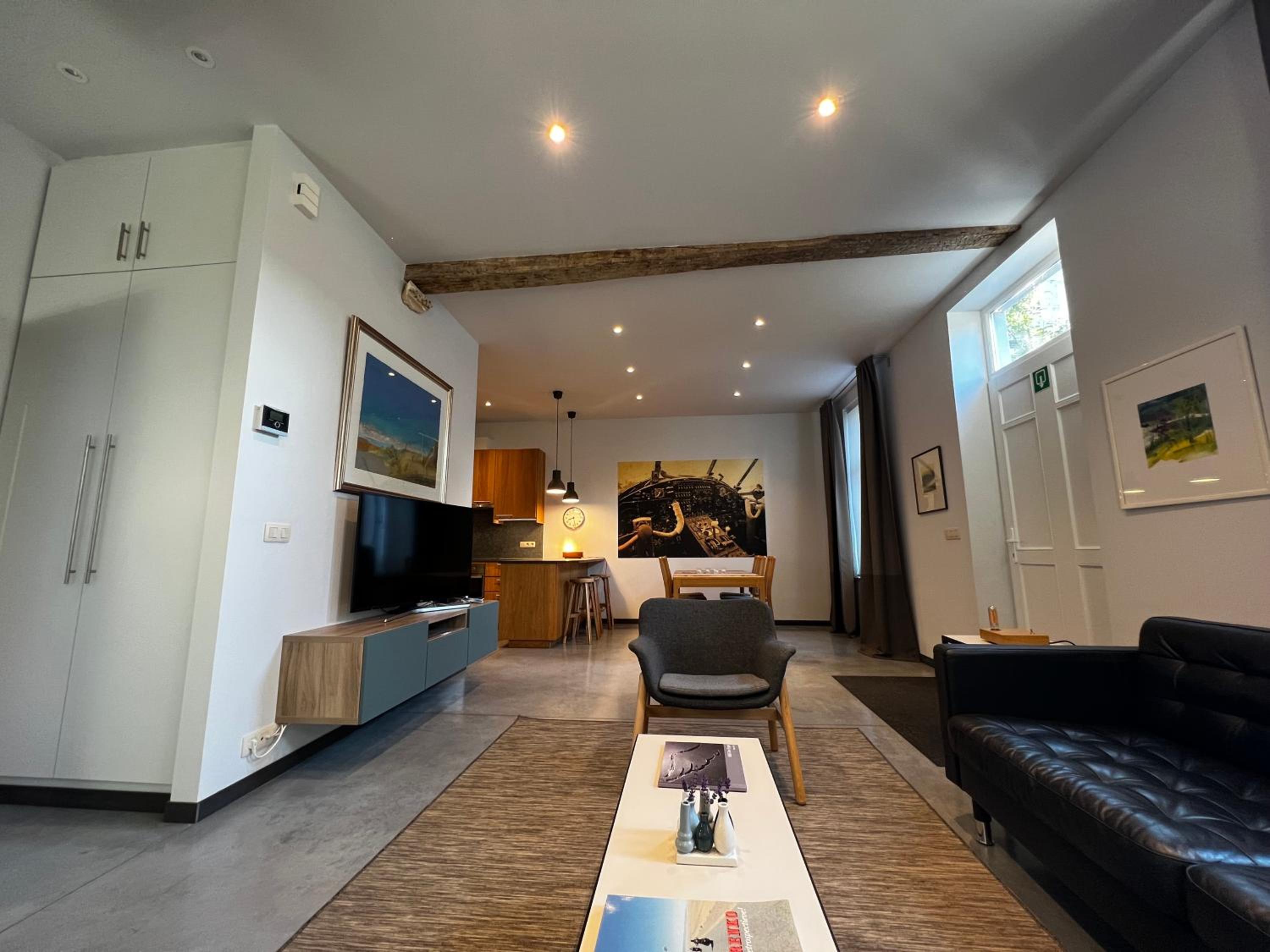 Three-Bedroom House photo 1