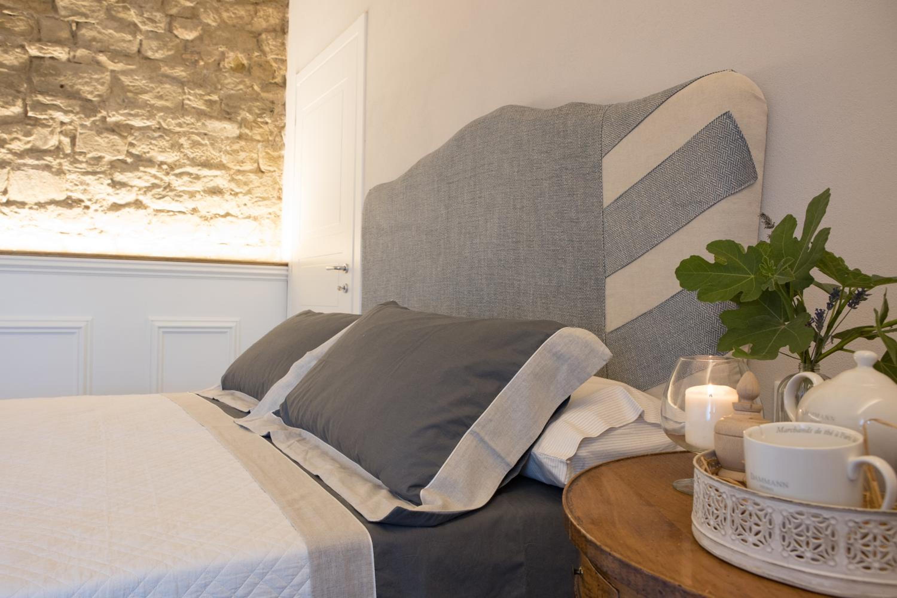Double Room with Spa Bath photo 1