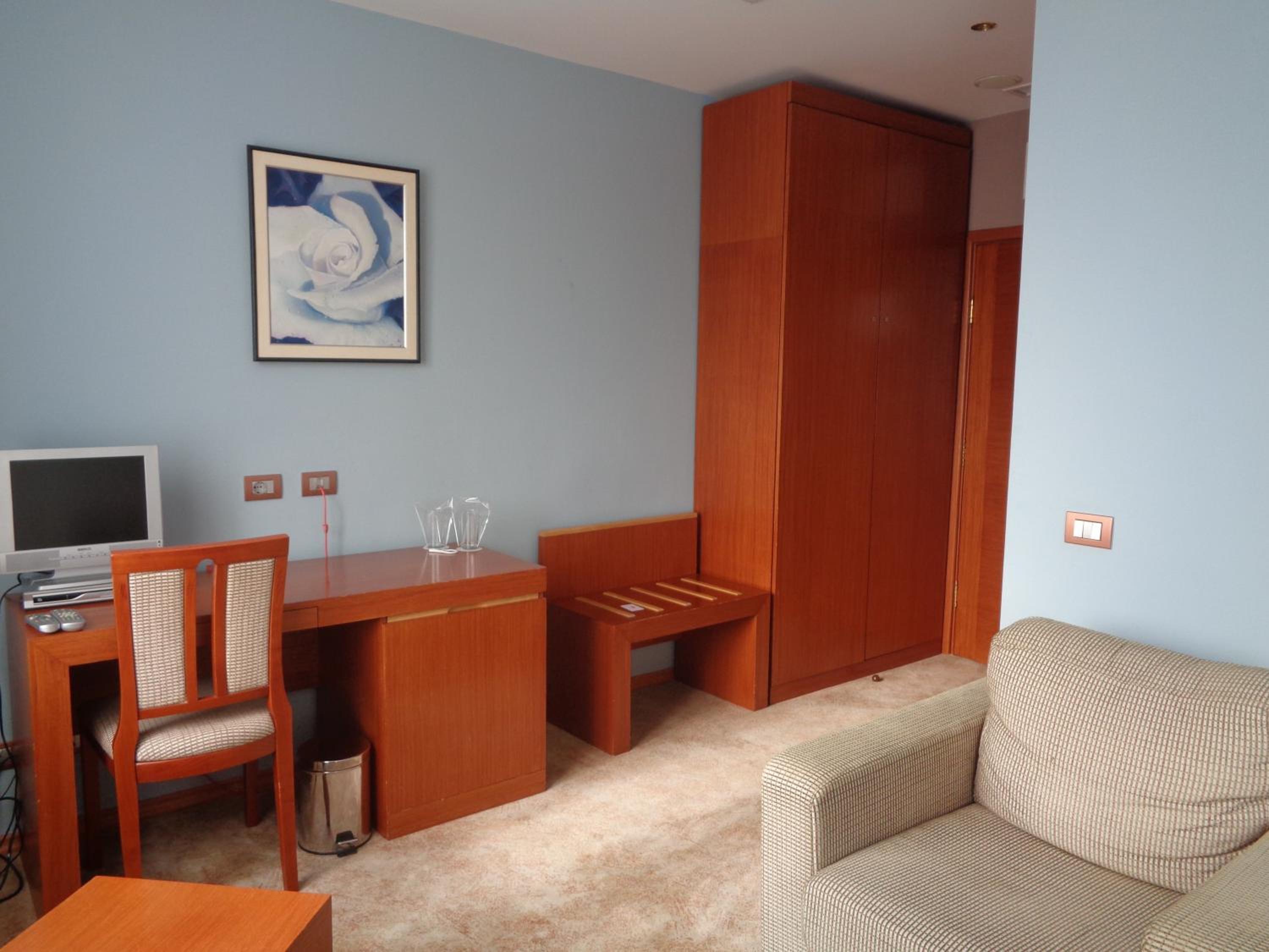 Twin Room - Photo 4