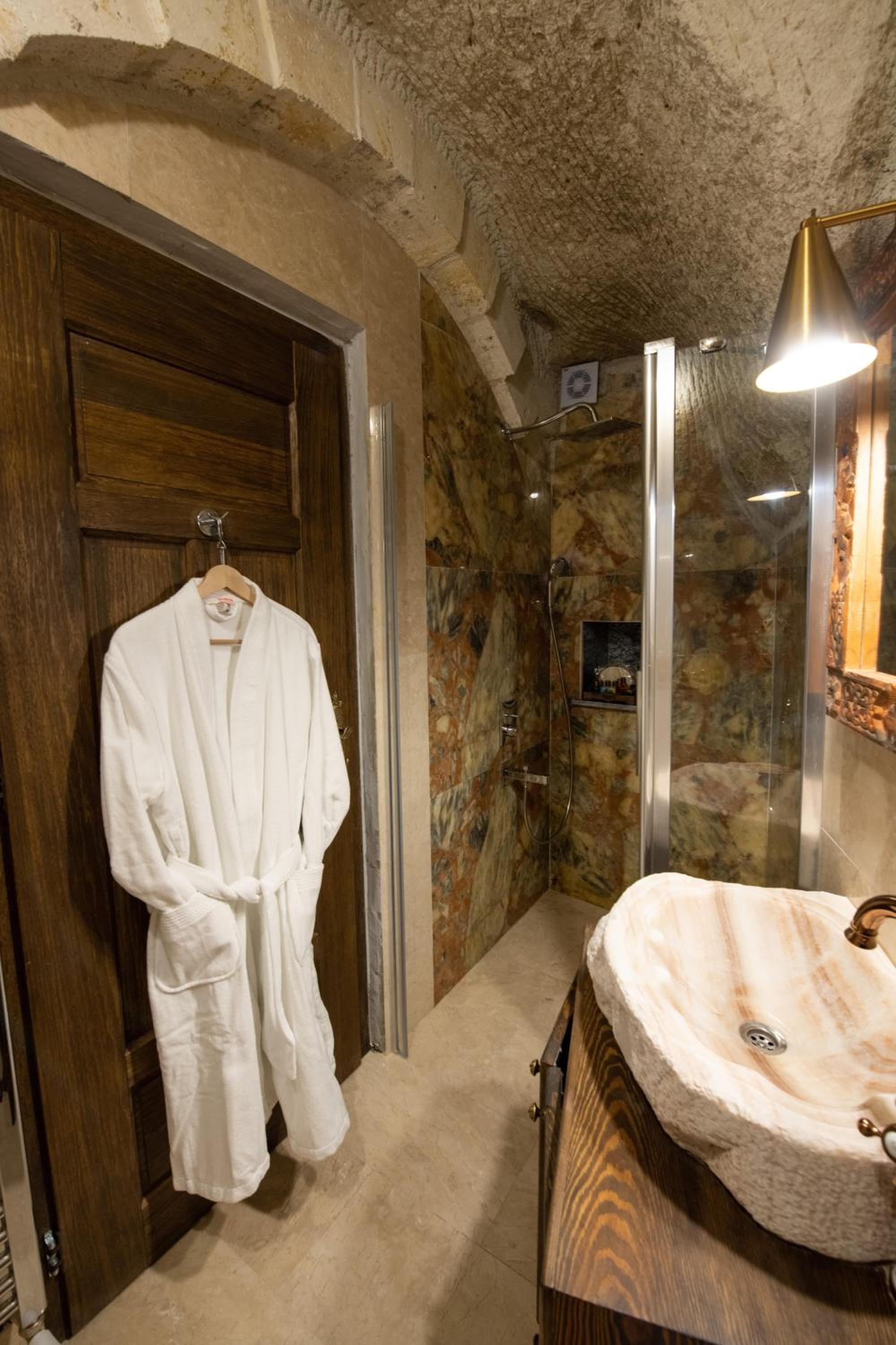 Superior Double Room - Photo 2