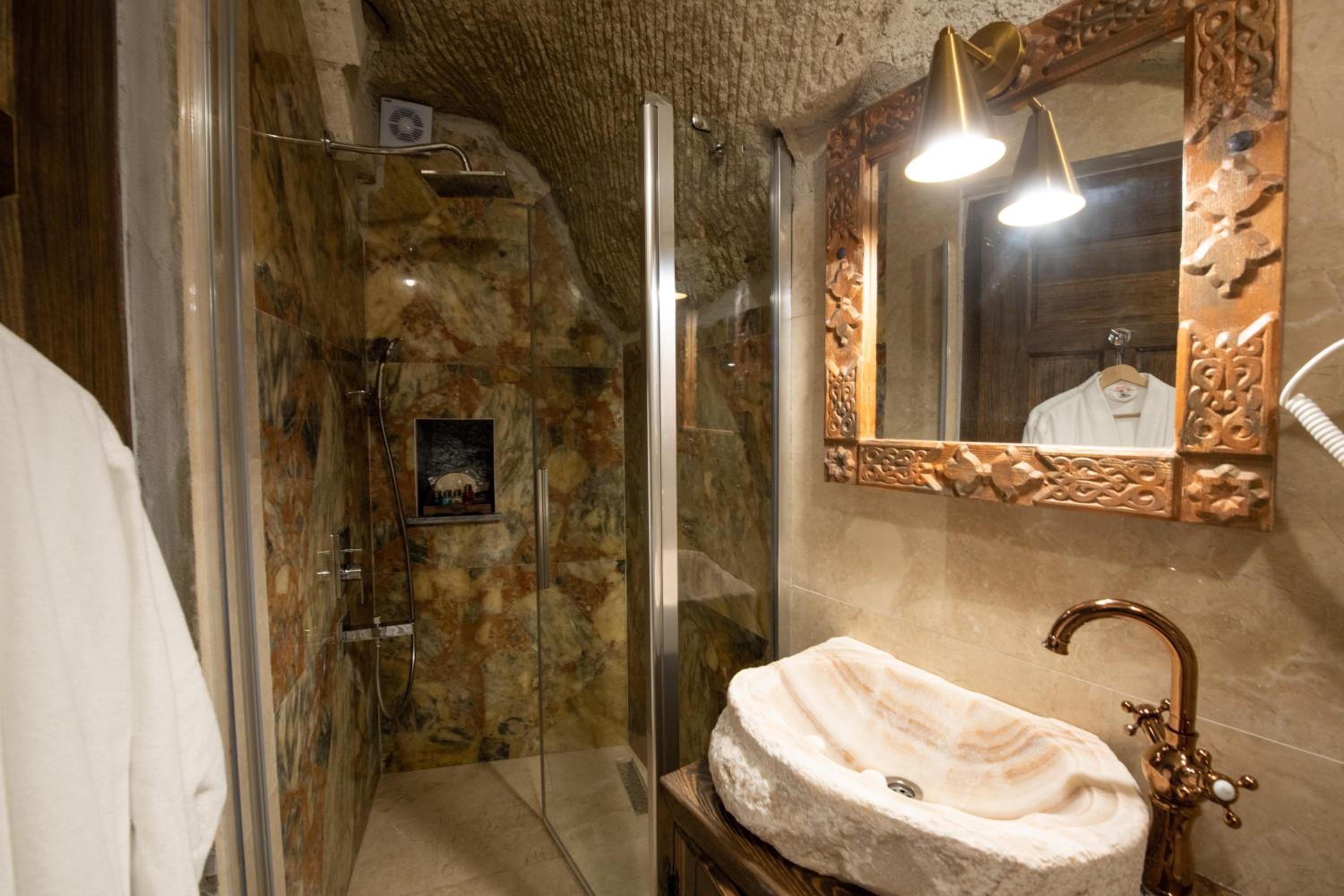 Superior Double Room - Photo 3