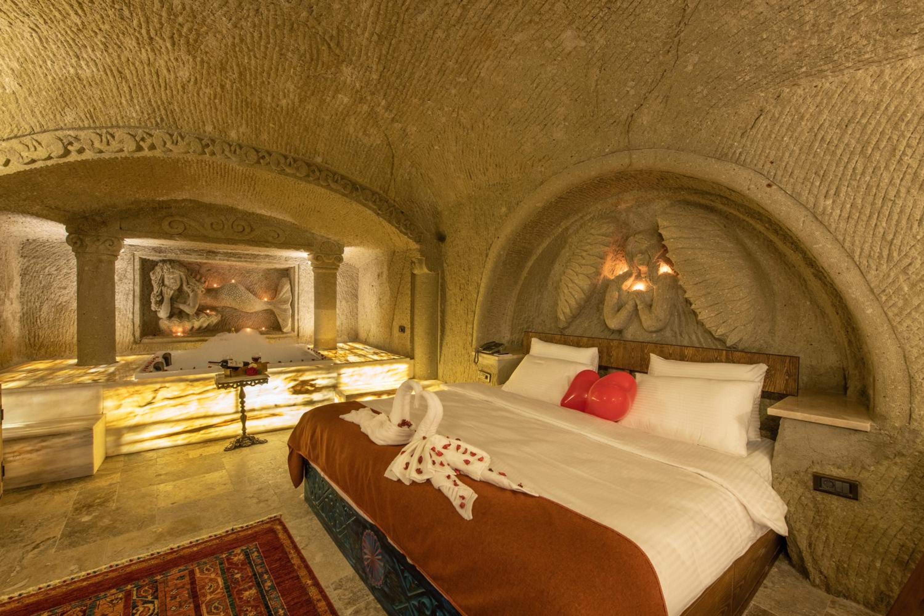 Suite - Photo 3