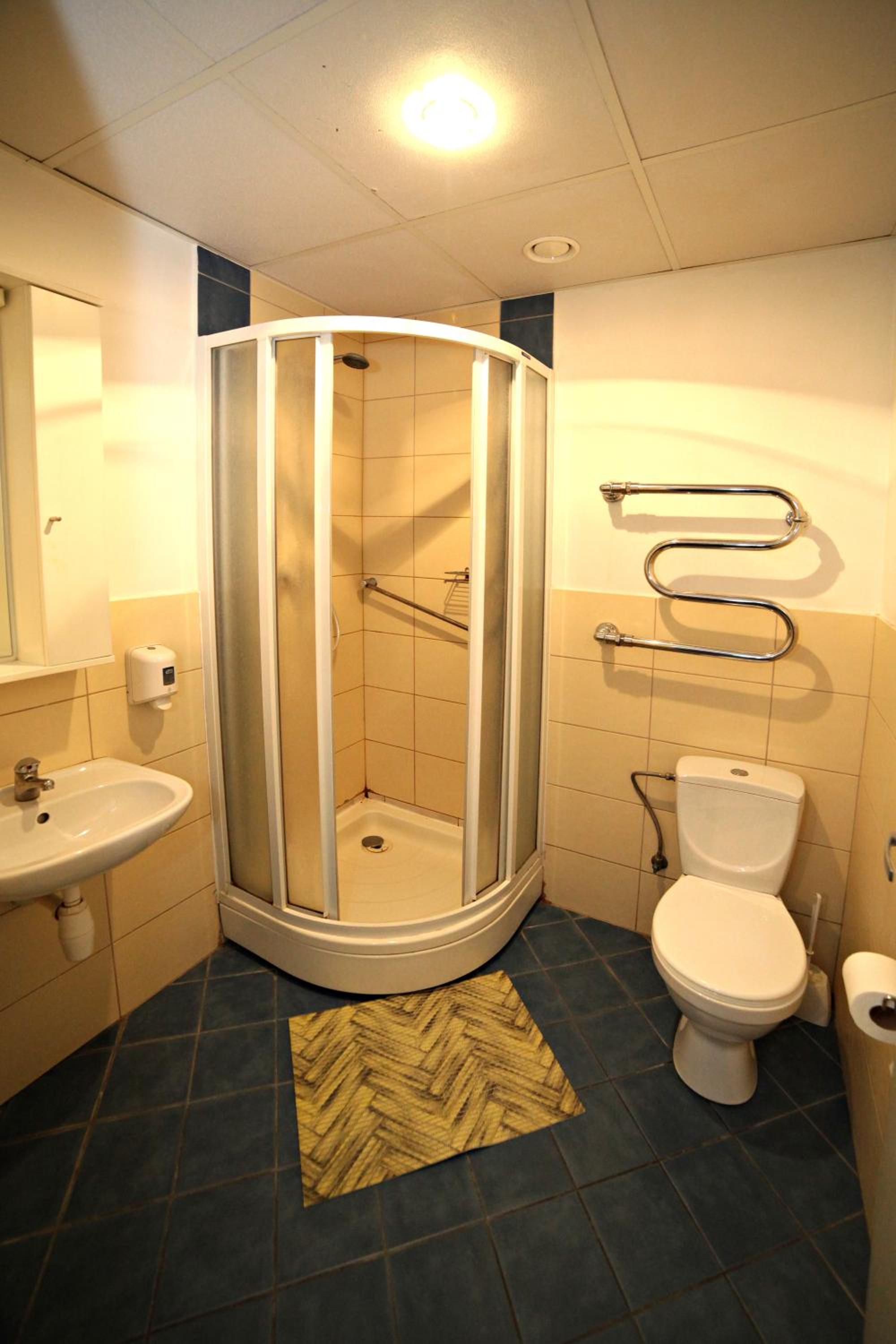 Quadruple Room - Photo 3