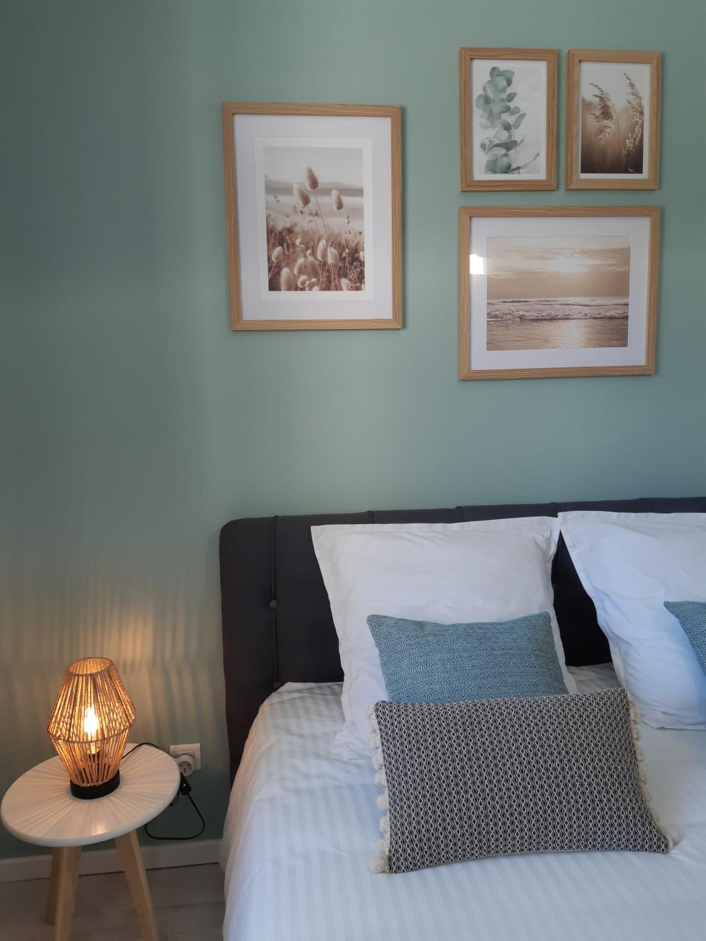 King Room with Garden View - Photo 9
