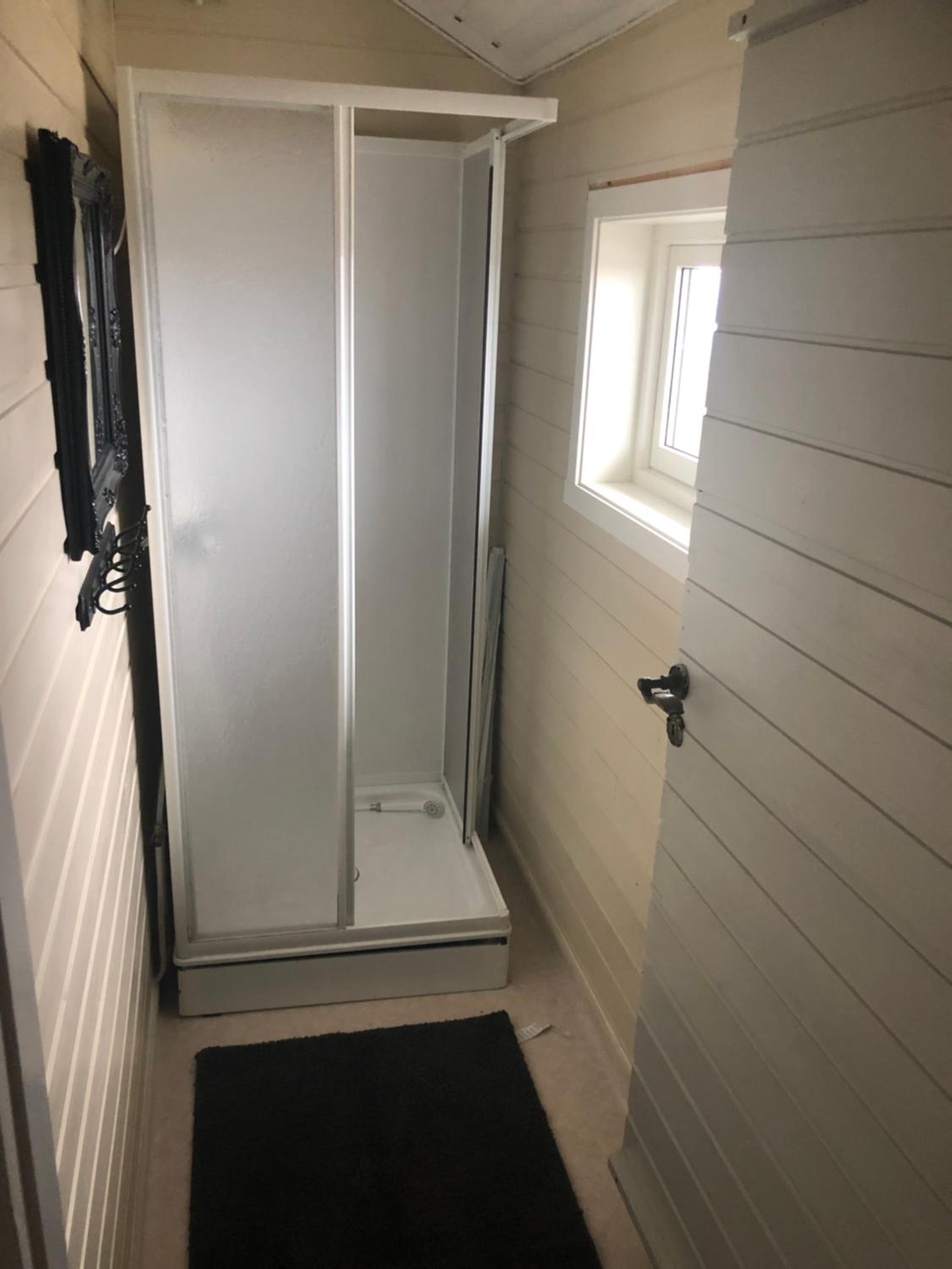 Two-Bedroom House - Photo 17