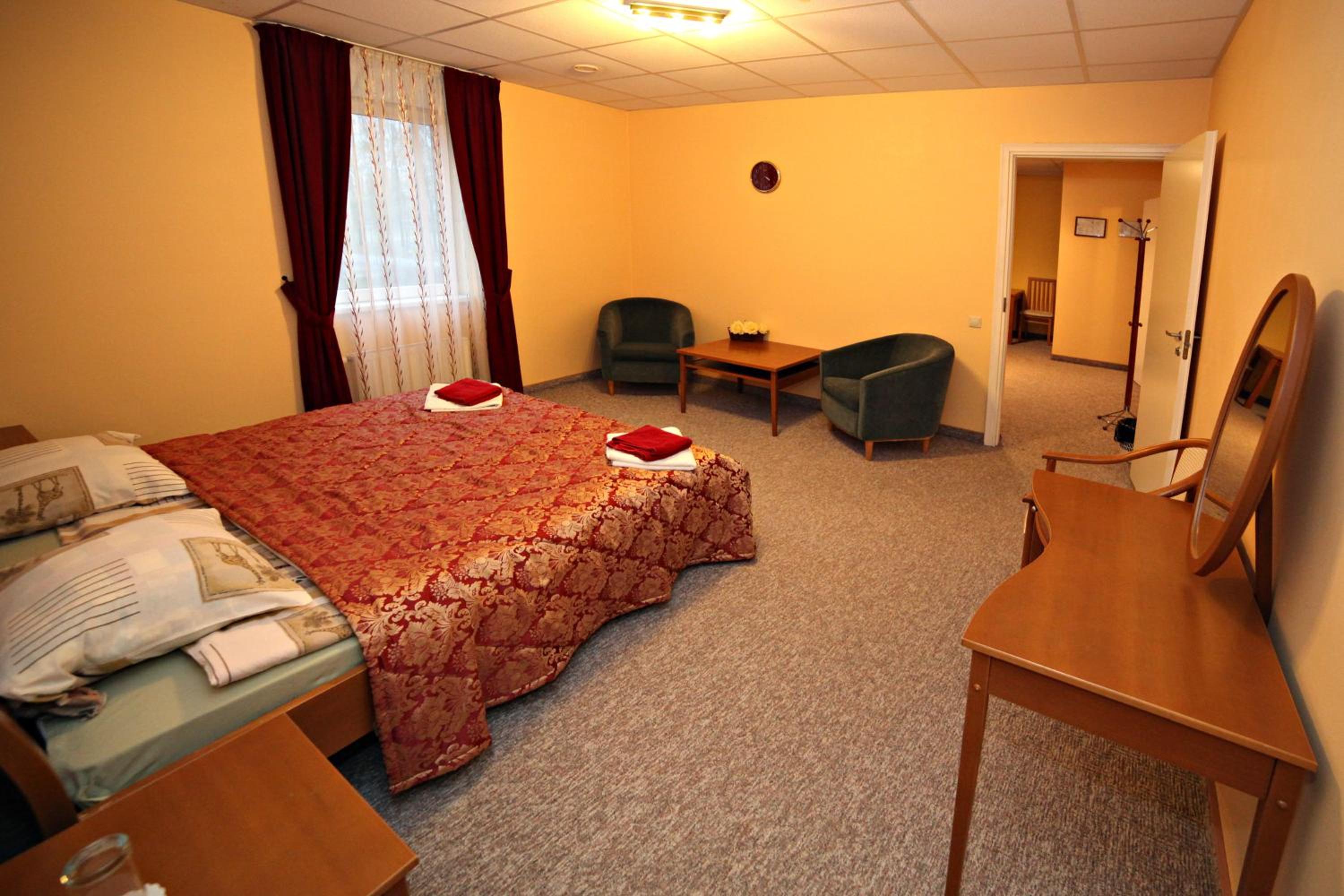Standard Double Suite - Photo 3