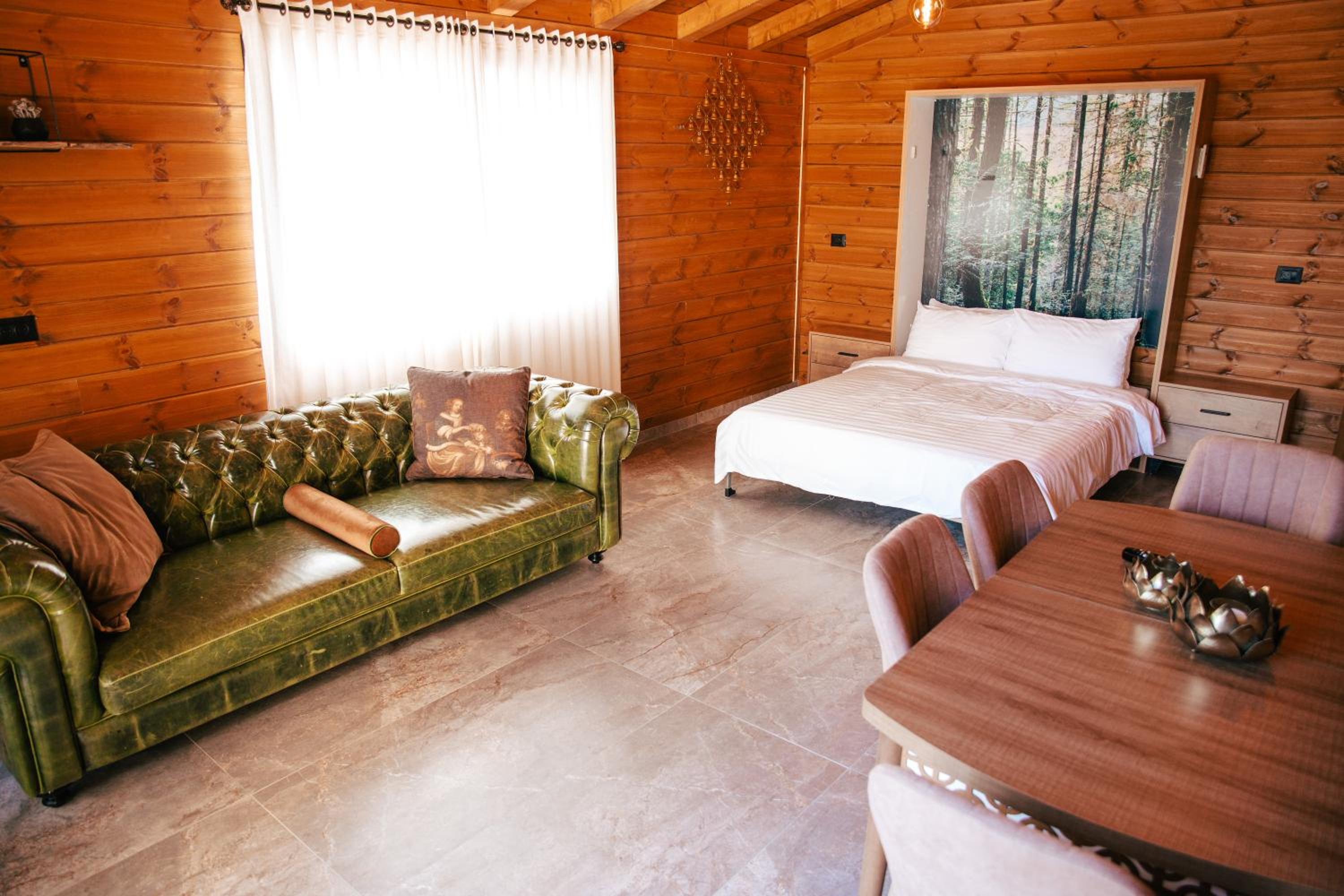One-Bedroom Chalet - Photo 7