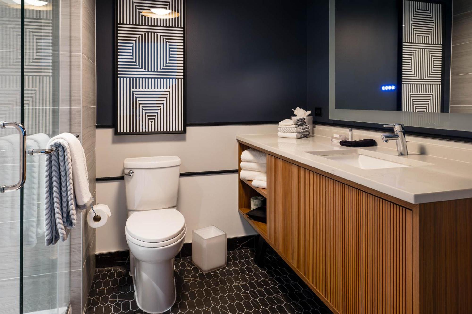 King Room - Disability Access/Non Smoking  - Photo 2