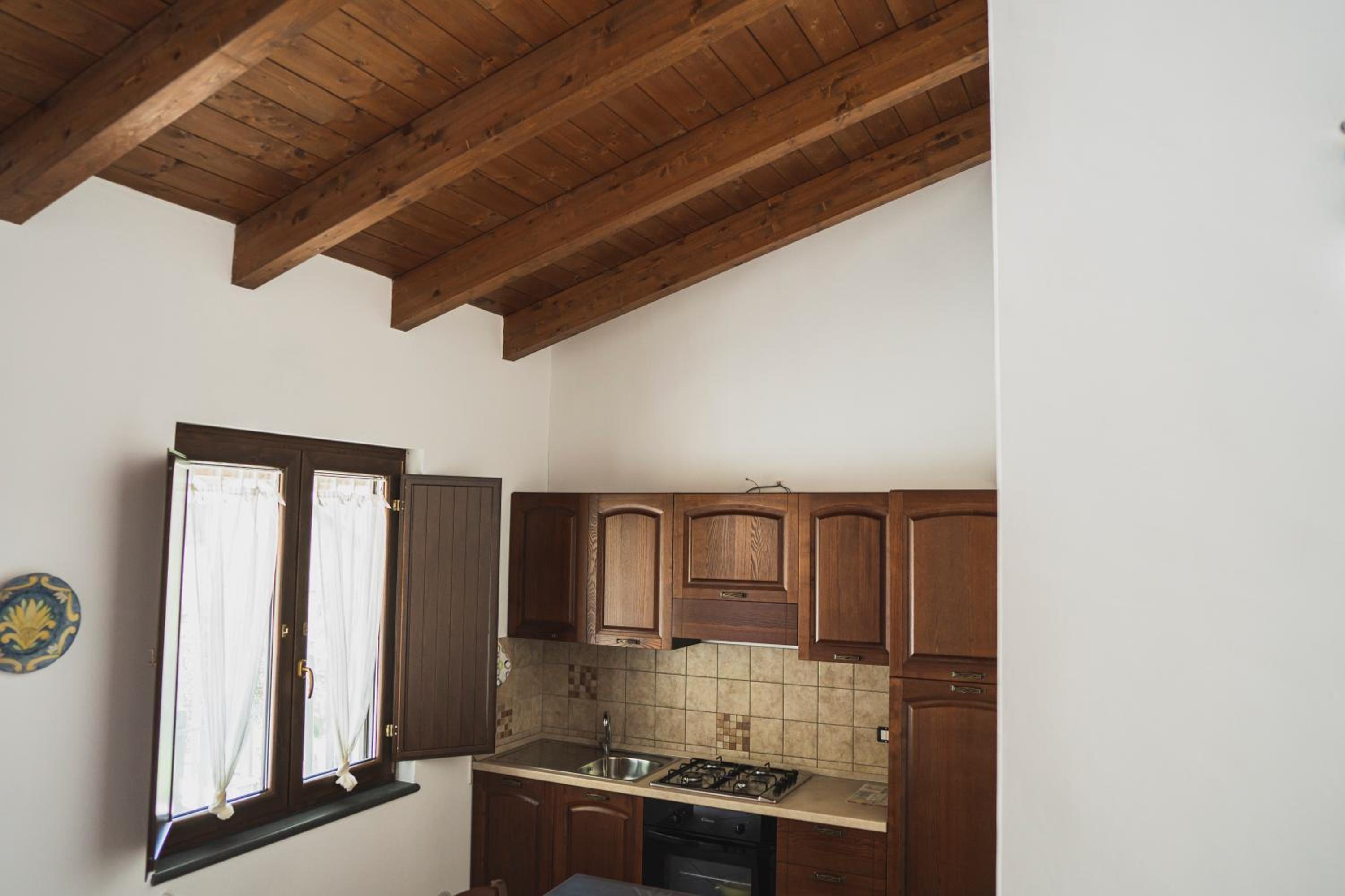 One-Bedroom Apartment - Photo 9