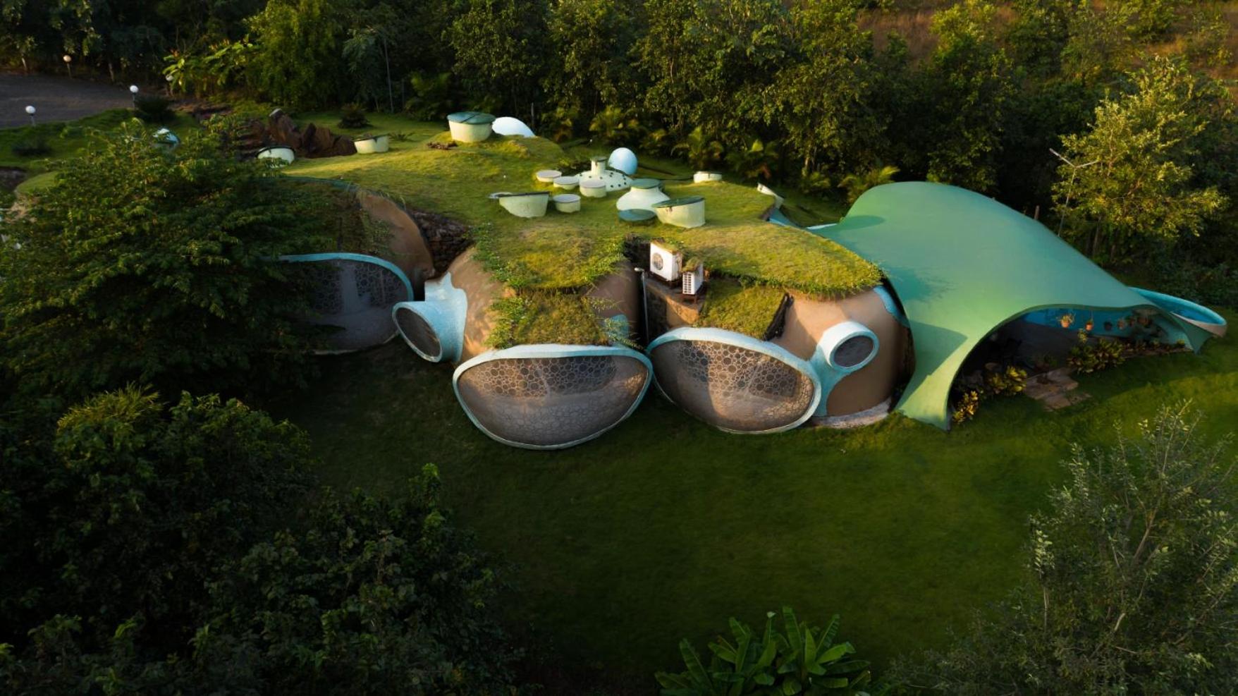Villa with Private Pool photo 3