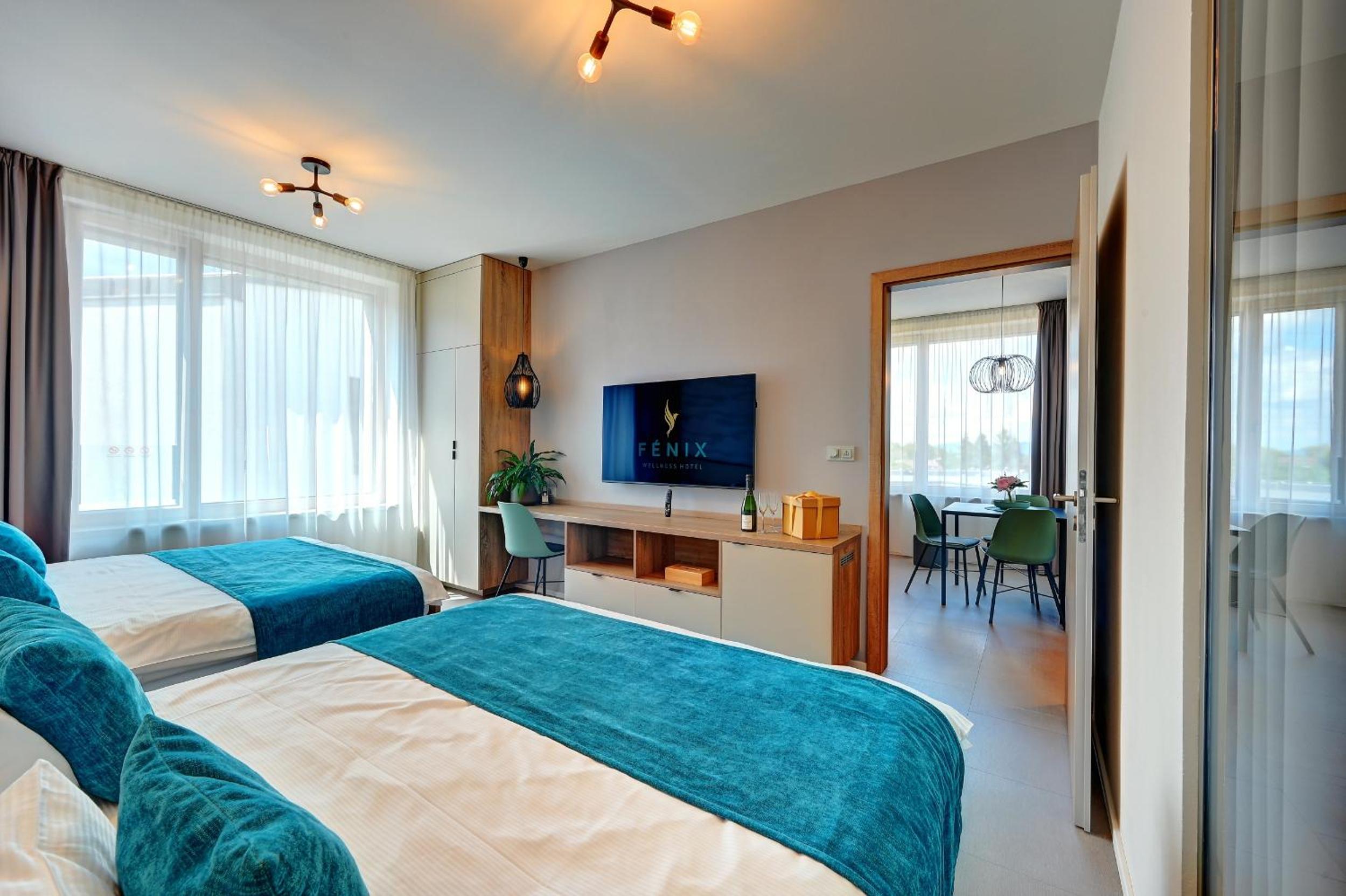 Quadruple Suite with Spa Bath photo 2
