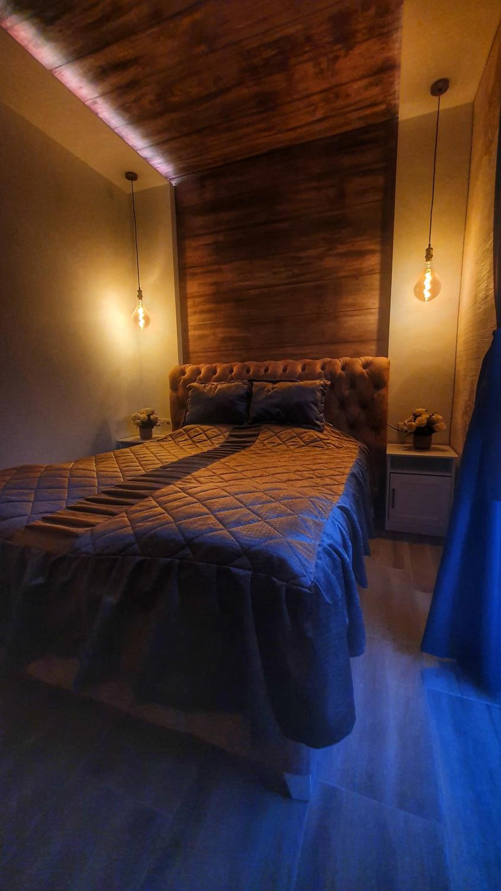 Double Room with Private Bathroom photo 1