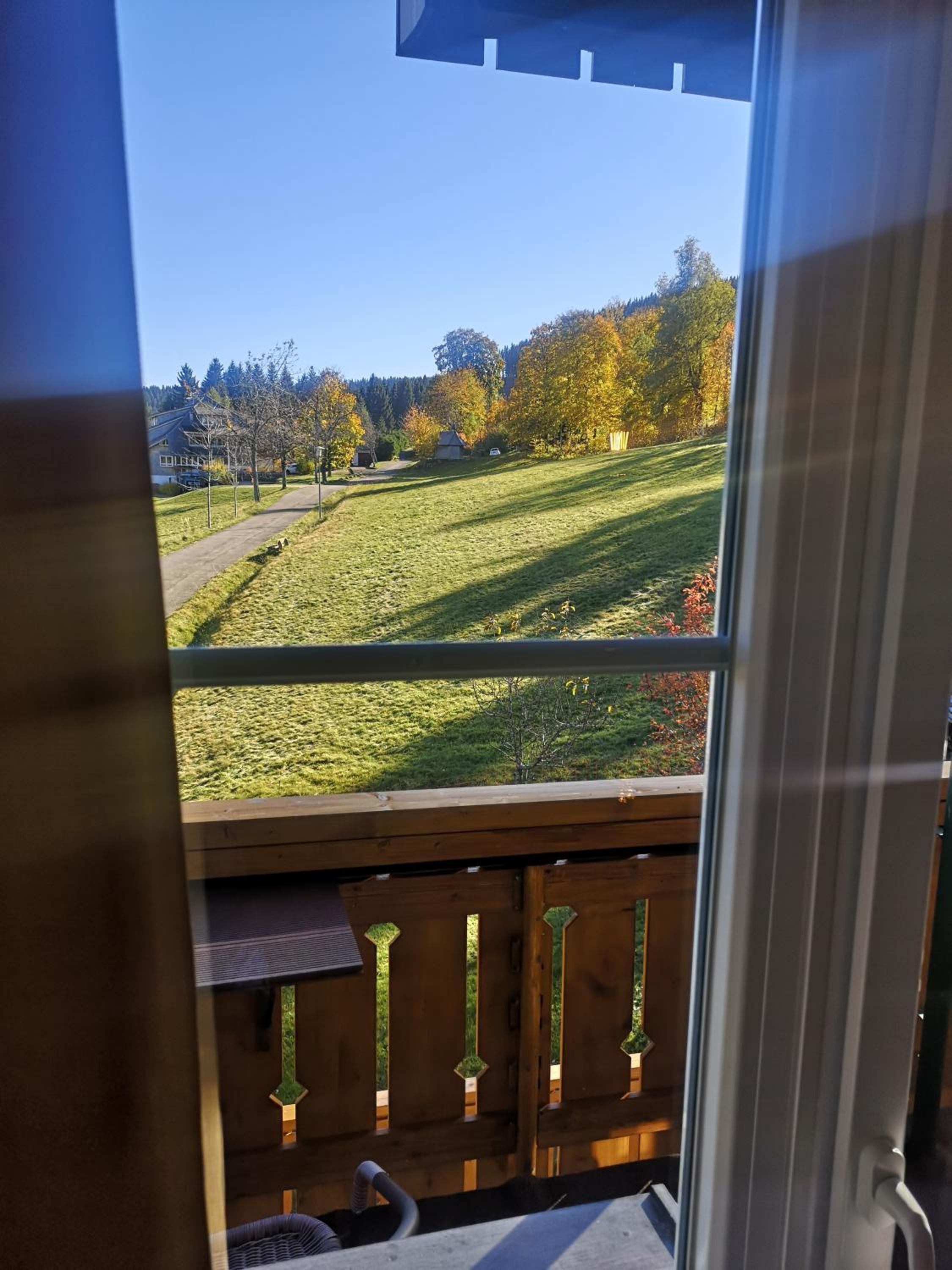 One-Bedroom Apartment with Balcony photo 3