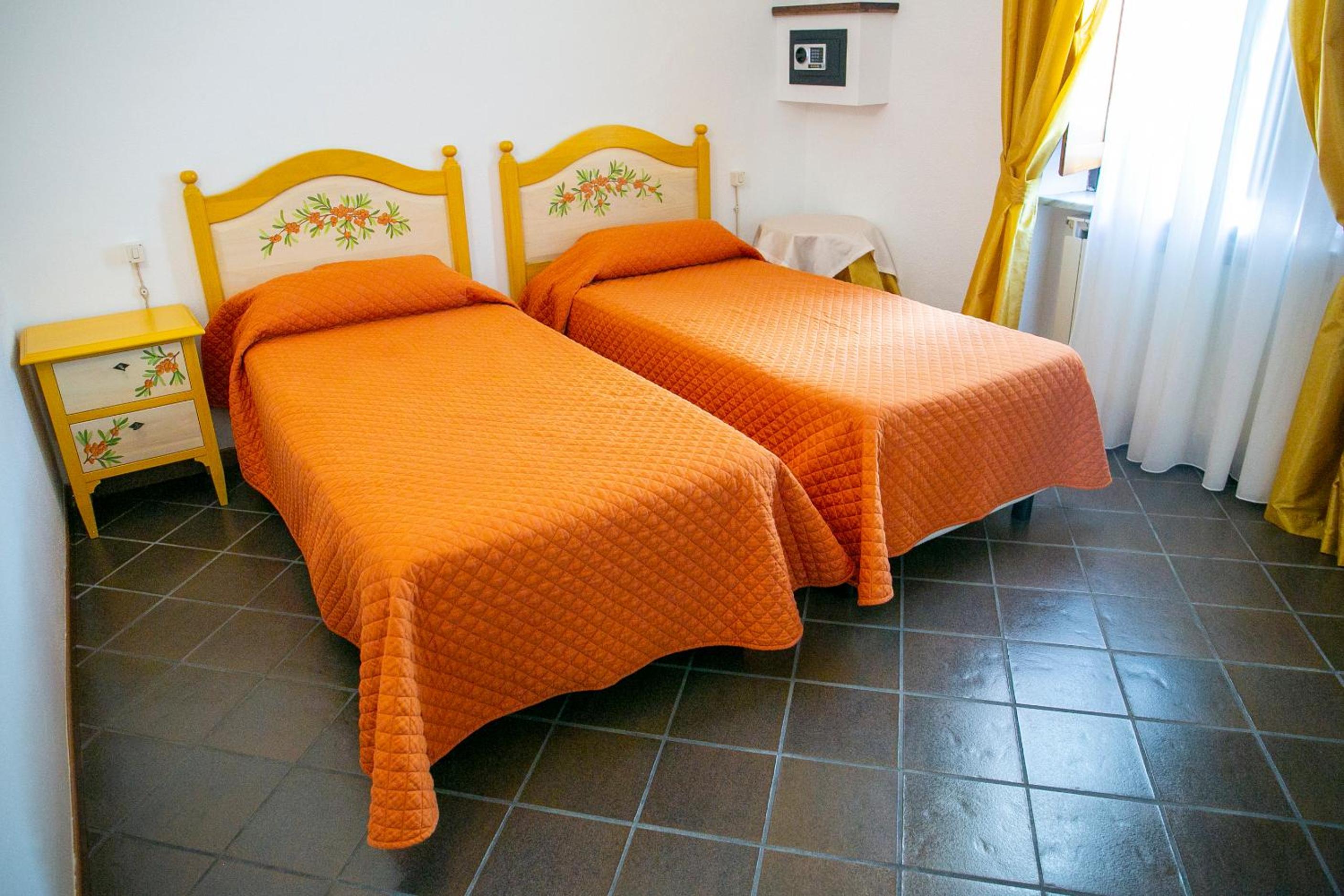Twin Room photo 1