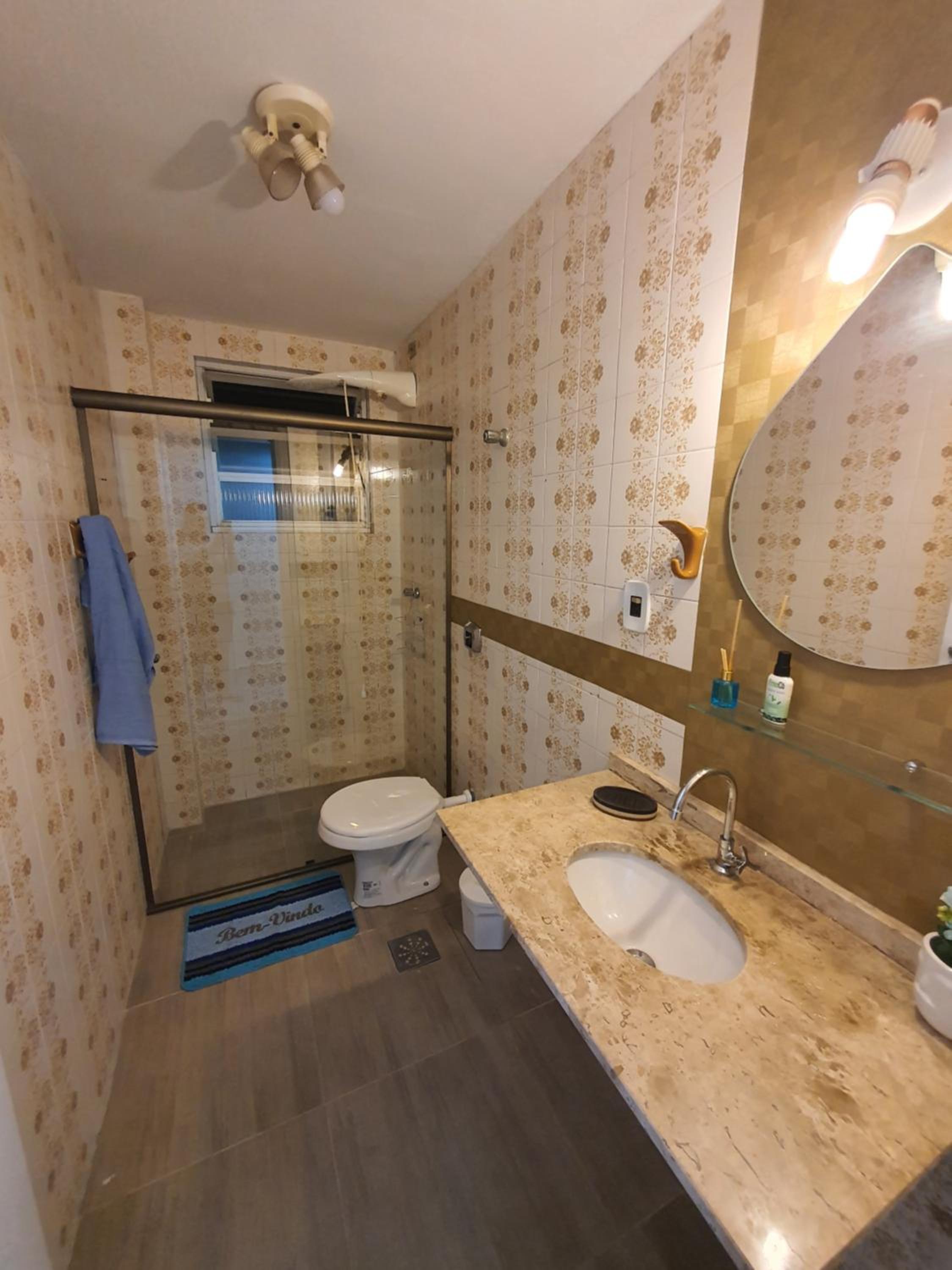 Two-Bedroom Apartment - Photo 9