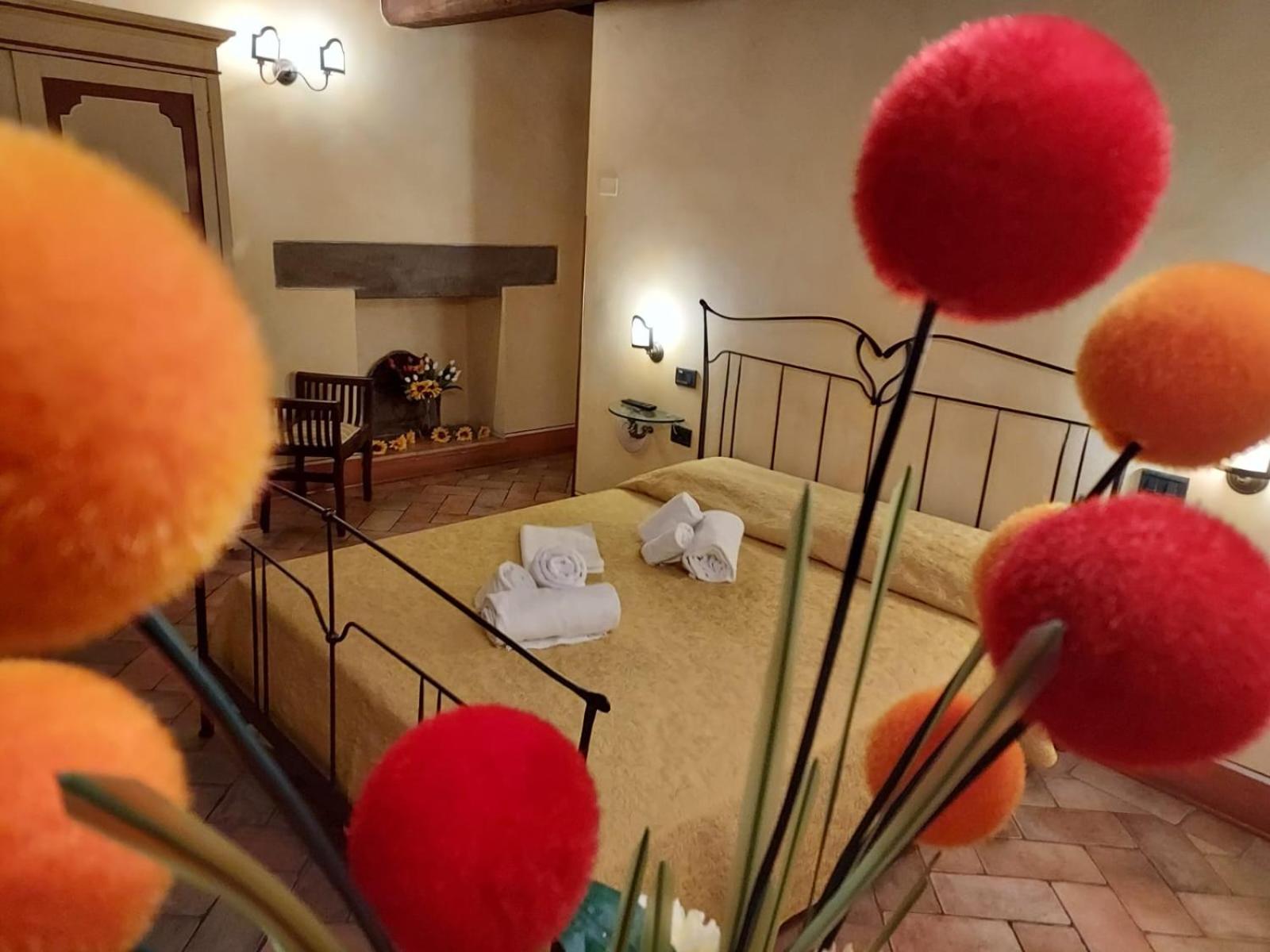Large Double Room - Photo 8