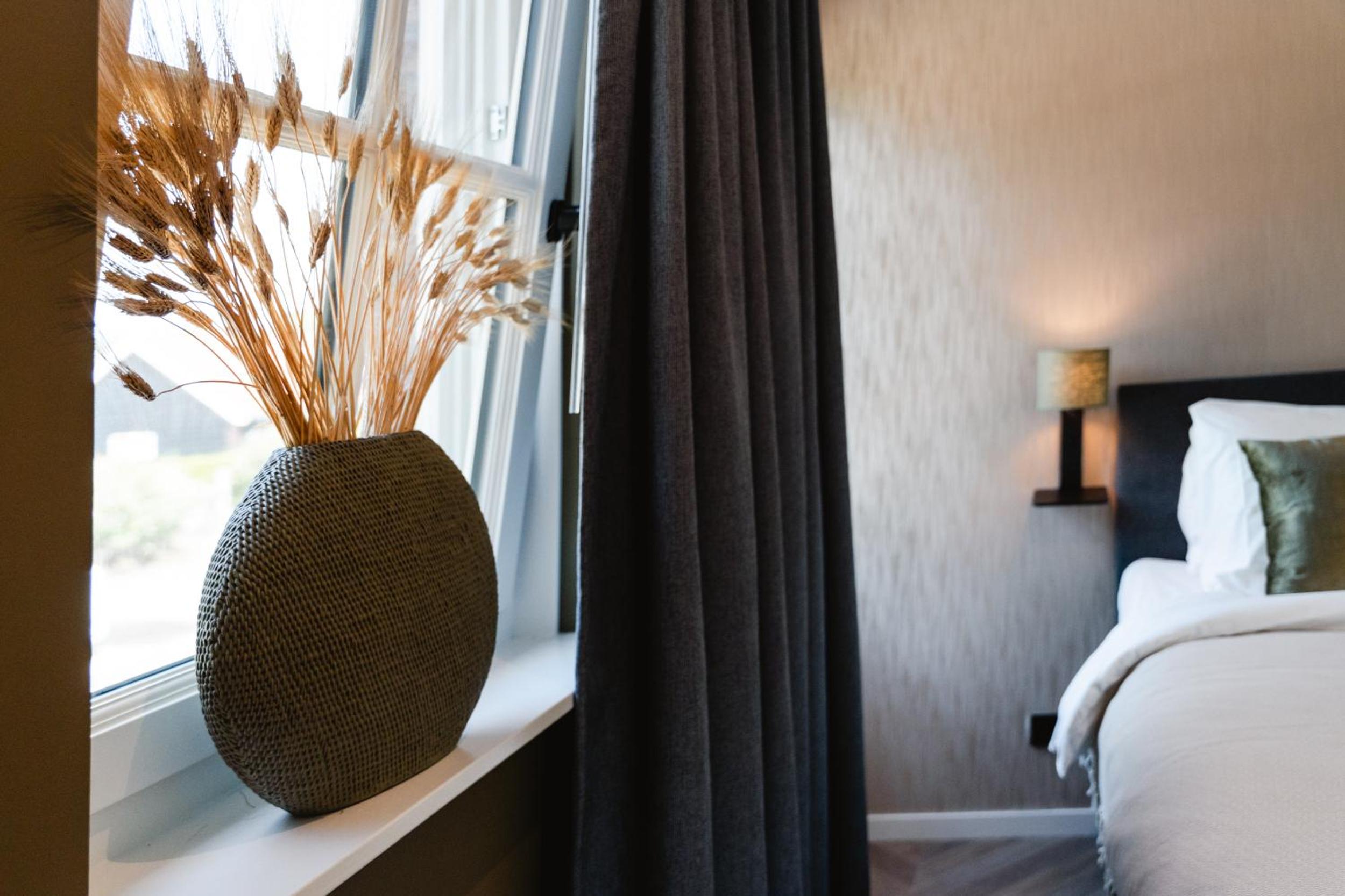 Standard Double Room - Photo 8