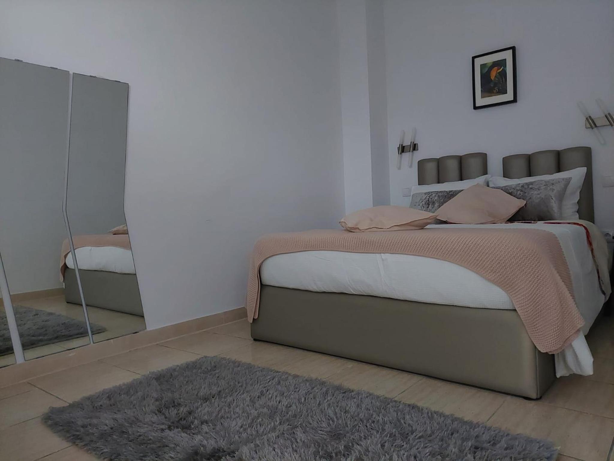 One-Bedroom Apartment - Photo 18