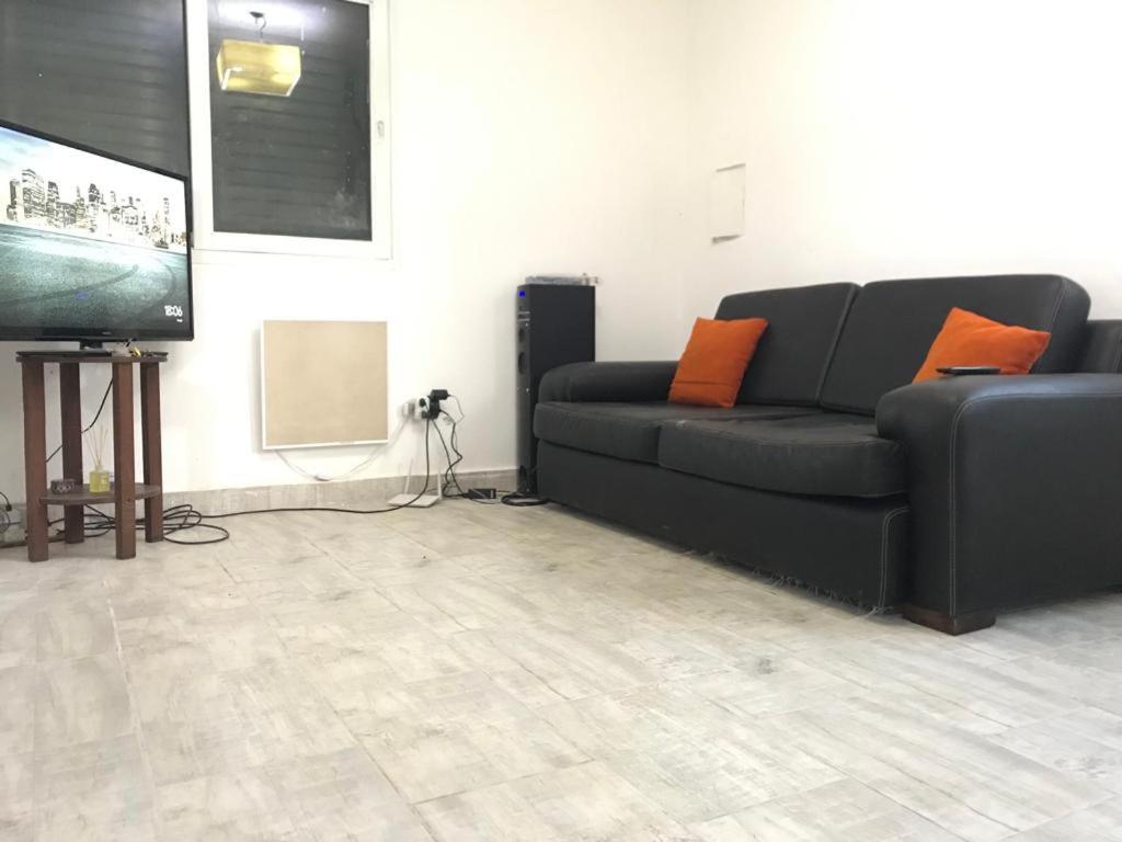 Apartment - Ground Floor photo 2