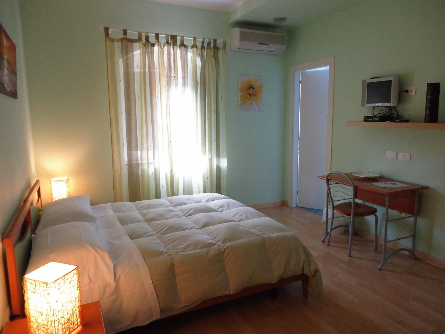 Double or Twin Room - Photo 3