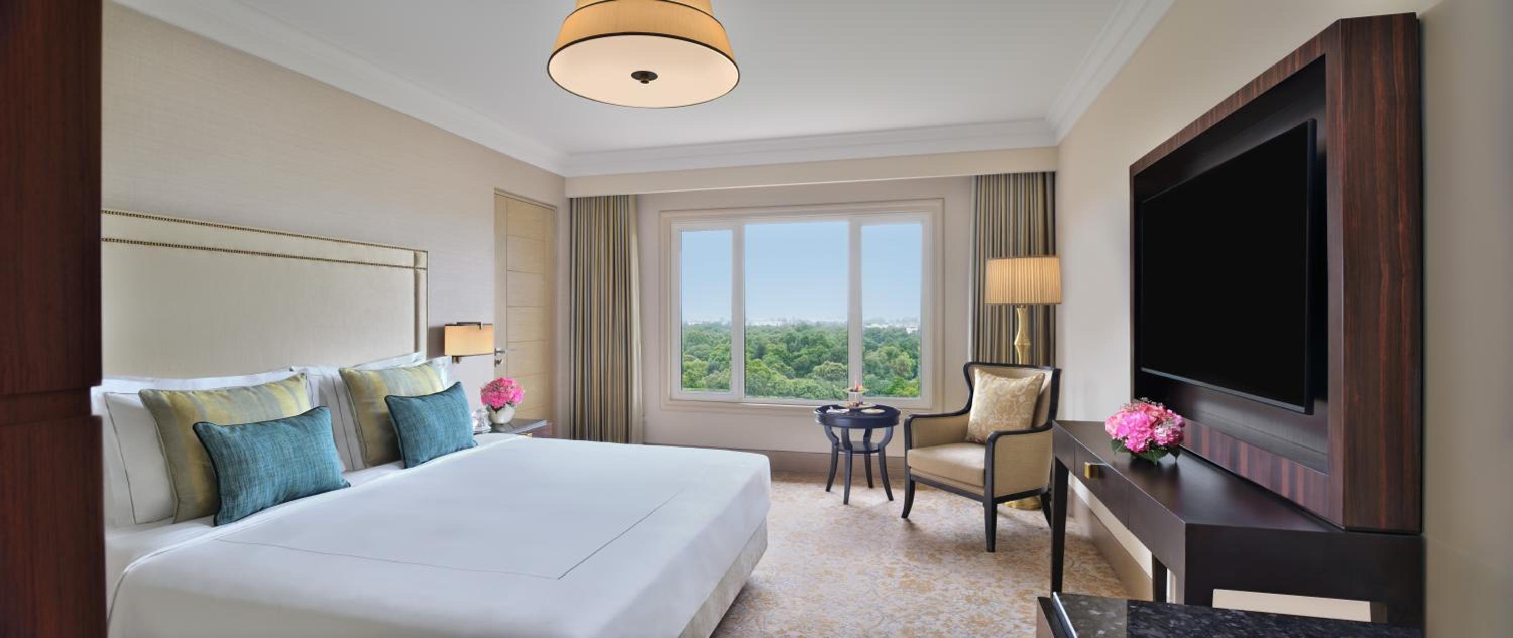 One Bedroom Serviced Apartment | One way Airport Transfer | Club Lounge Access