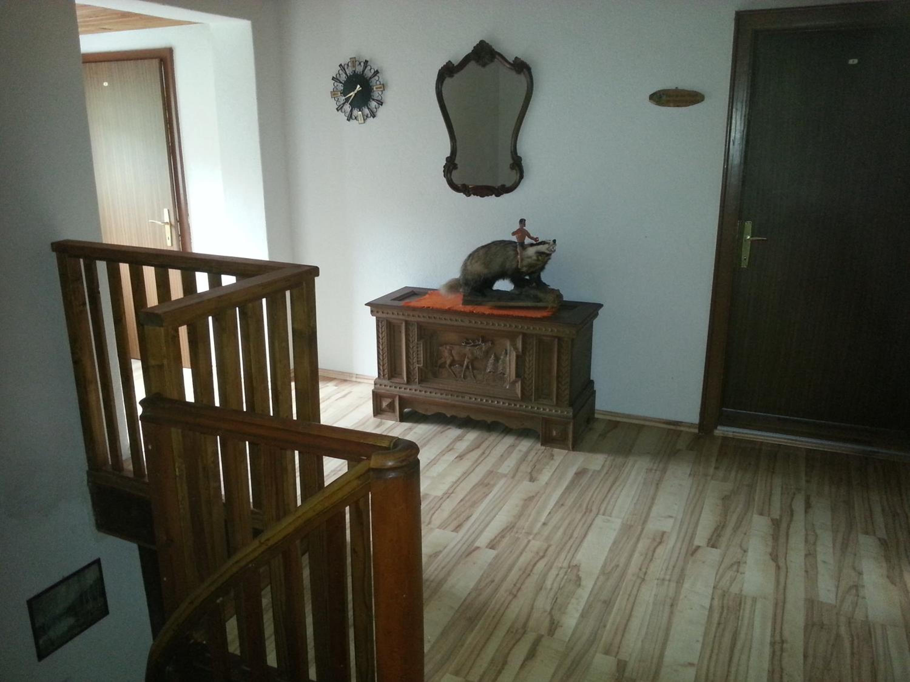 Six-Bedroom Apartment with Terrace photo 2