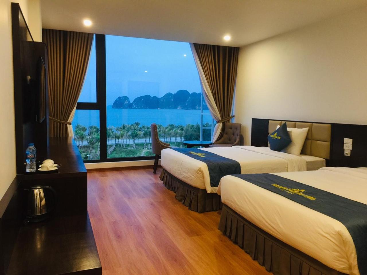 Family Room with Sea View - Photo 9